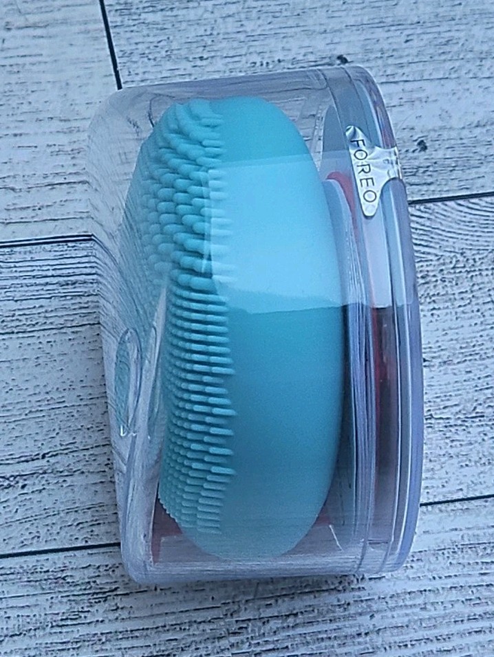 FOREO – Luna Play Plus -Mint NEW FACIAL Cleansing and Massage Device