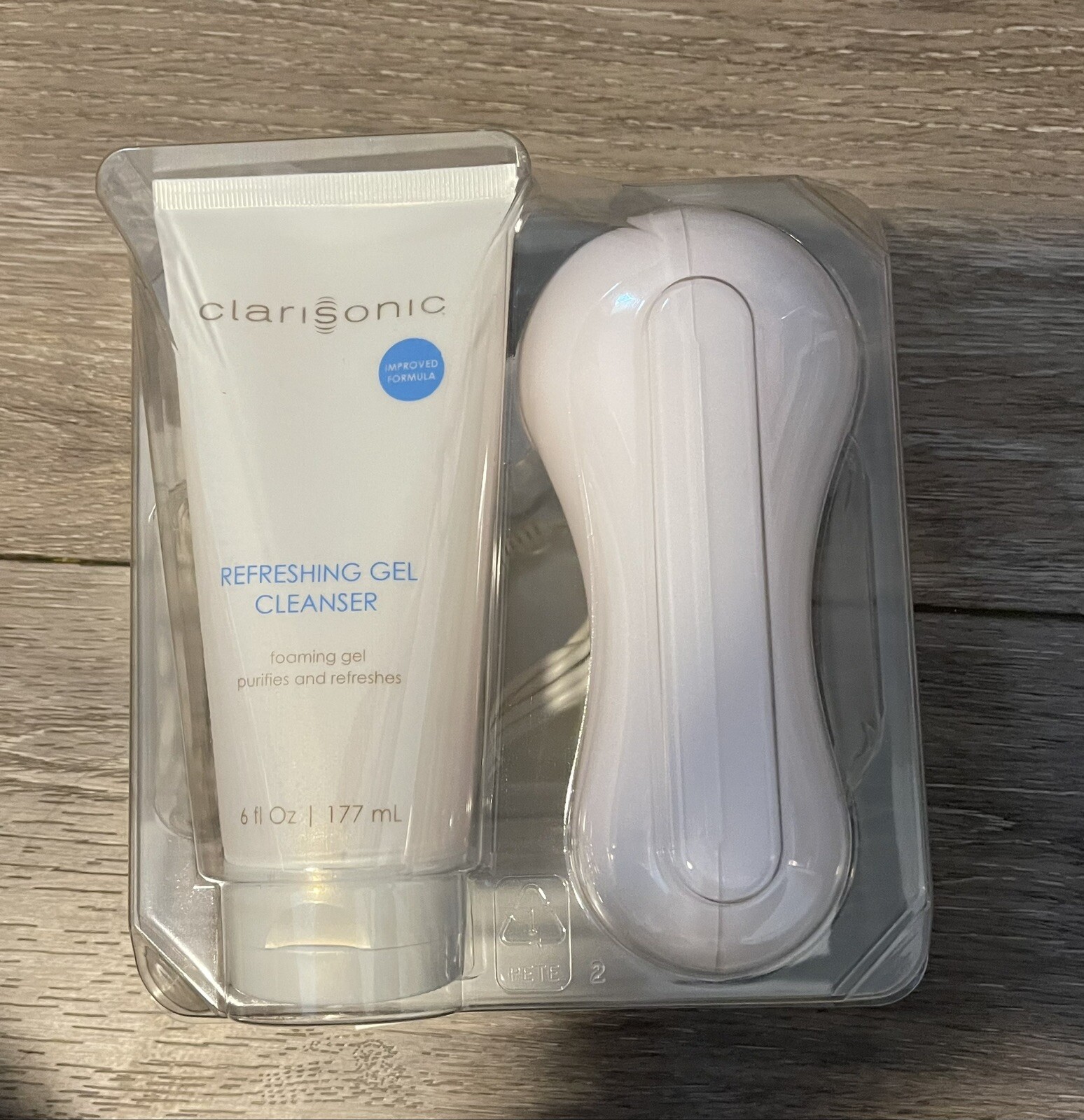 Clarisonic Mia 2 Sonic Skin Cleansing System-White w/ Extra Head +Gel Cleanser