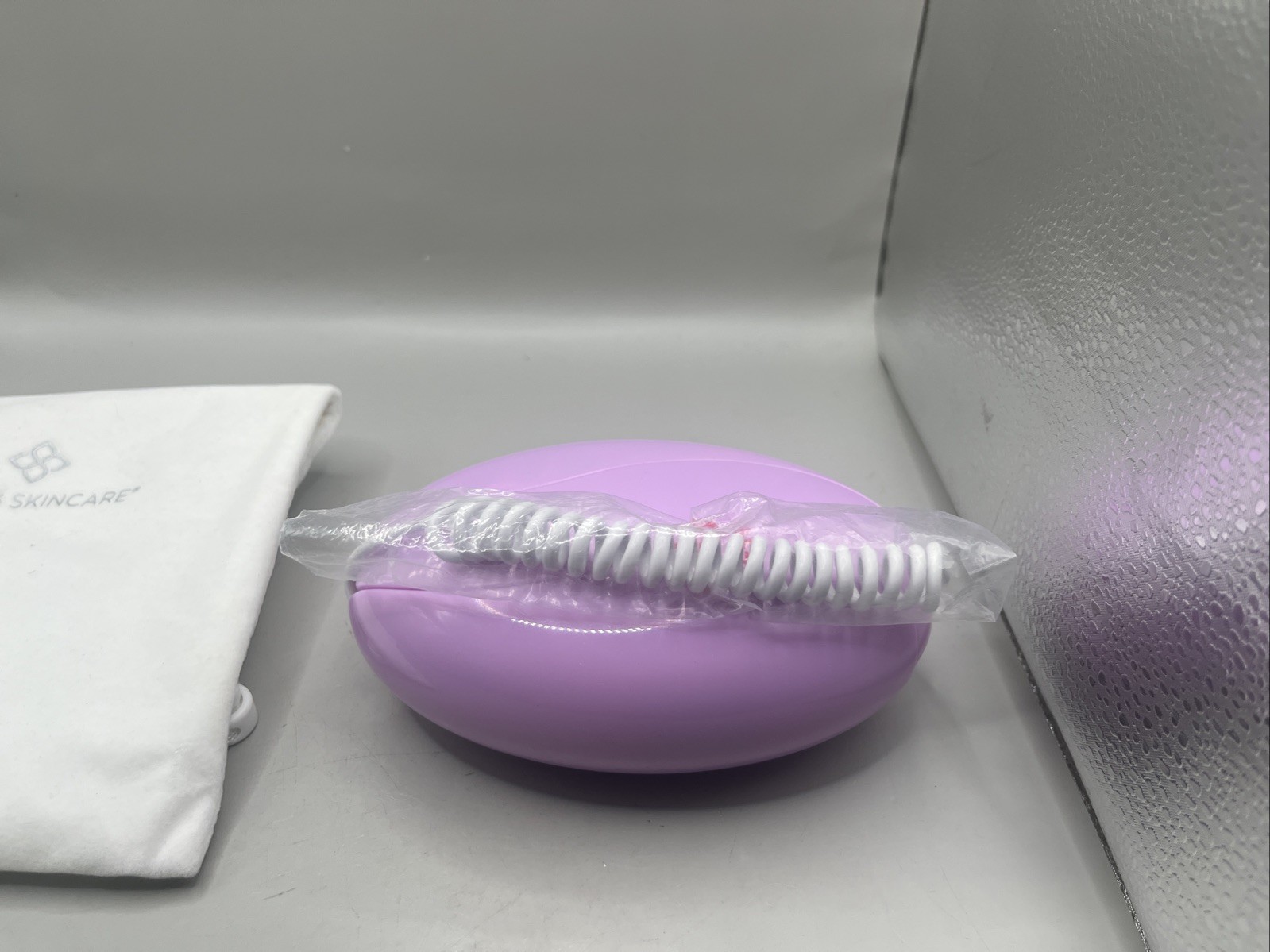 Serious Skincare The EGG Microcurrent Facial Toning System Brand New pink floral