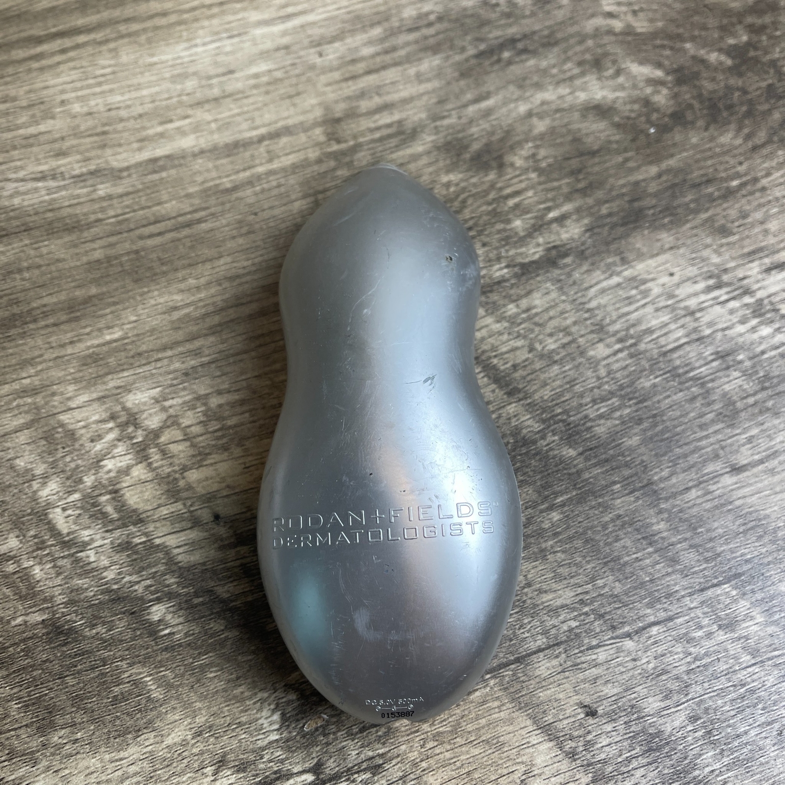 Rodan + Fields Redefine Smoother Skin Macro Exfoliator Machine Unisex Silver