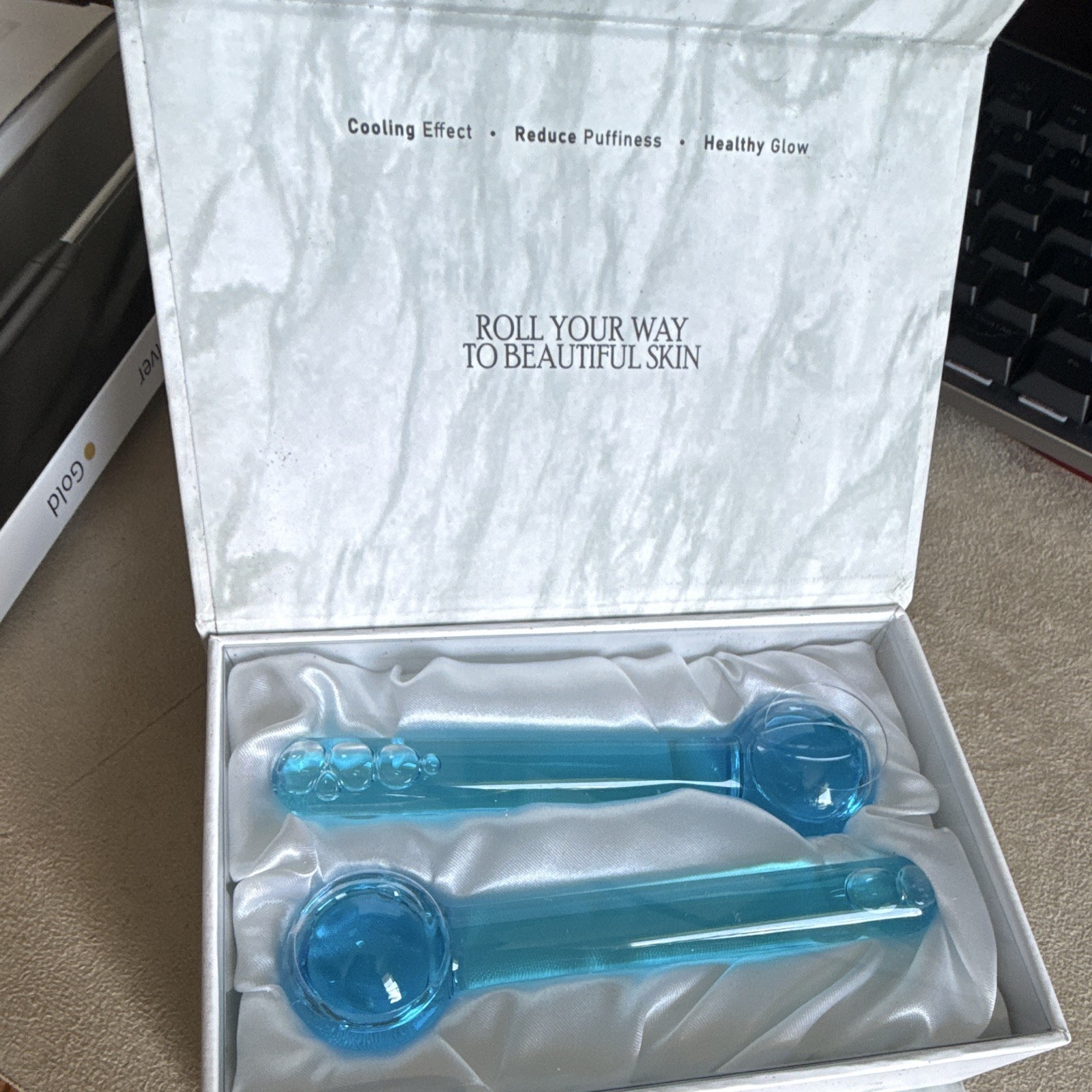Ice Globe Facial Roller Glass Cooling Massage Tool for Puffiness, Blue