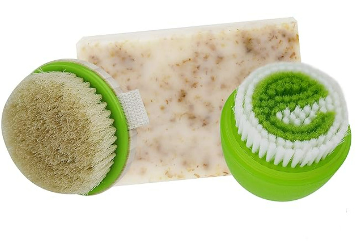 EcoTools Ultimate Facial Cleansing Kit Dry Face – Deep Cleansing Brush Oatmeal