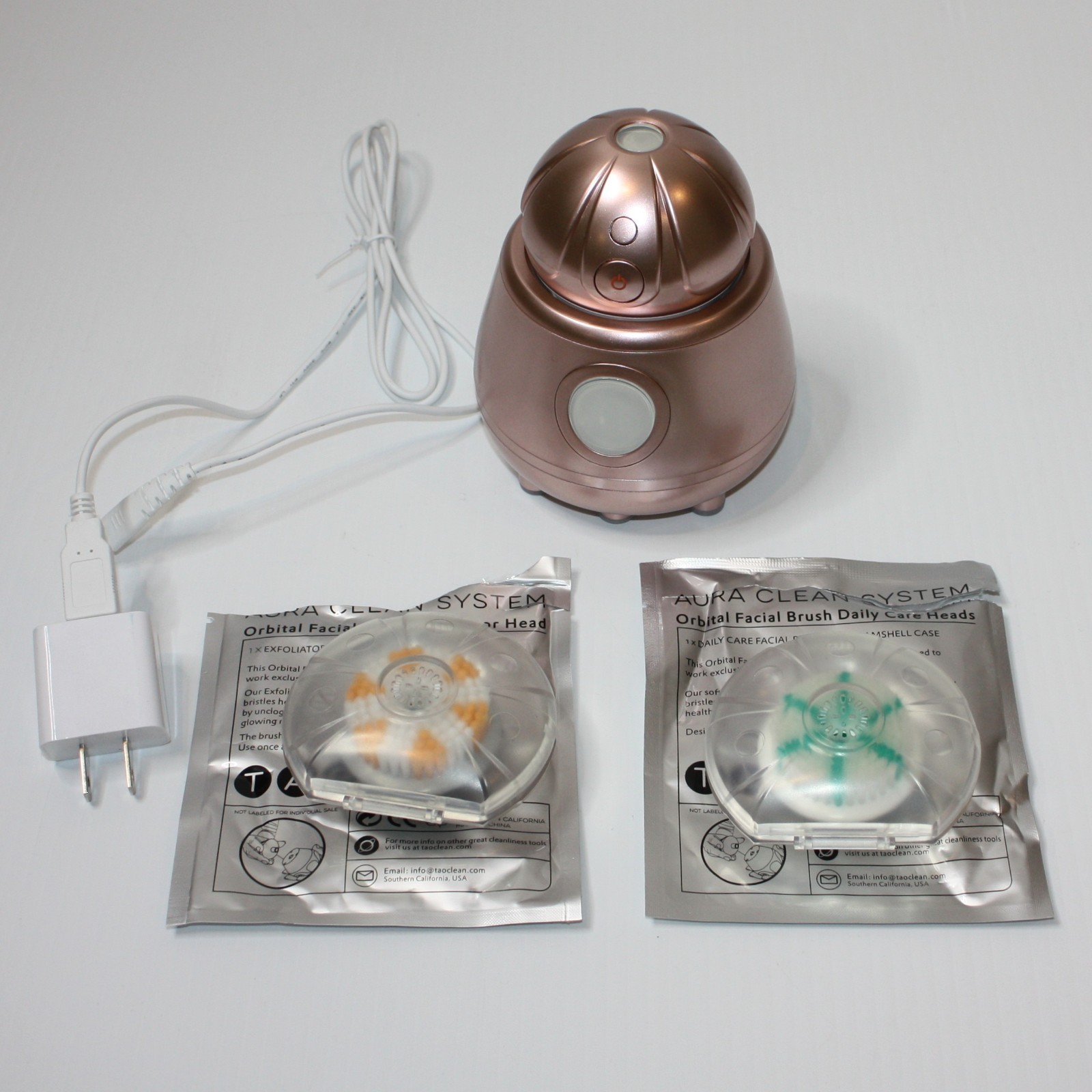 TAO Clean Orbital Facial Brush System with UV Sanitizing Base in Rose Gold