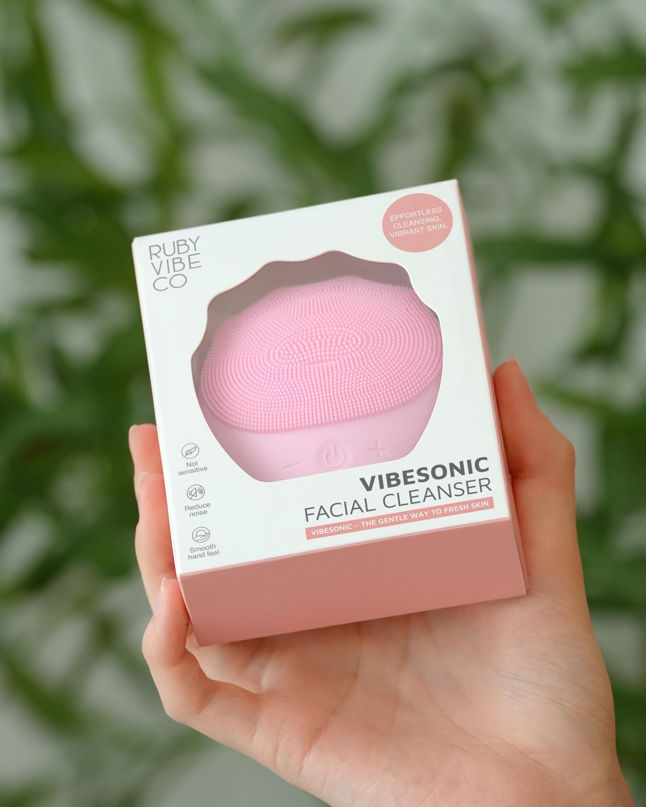 Silicone Cleansing Brush, Scrubber and Massager, Waterproof Brush for Deep Cl…