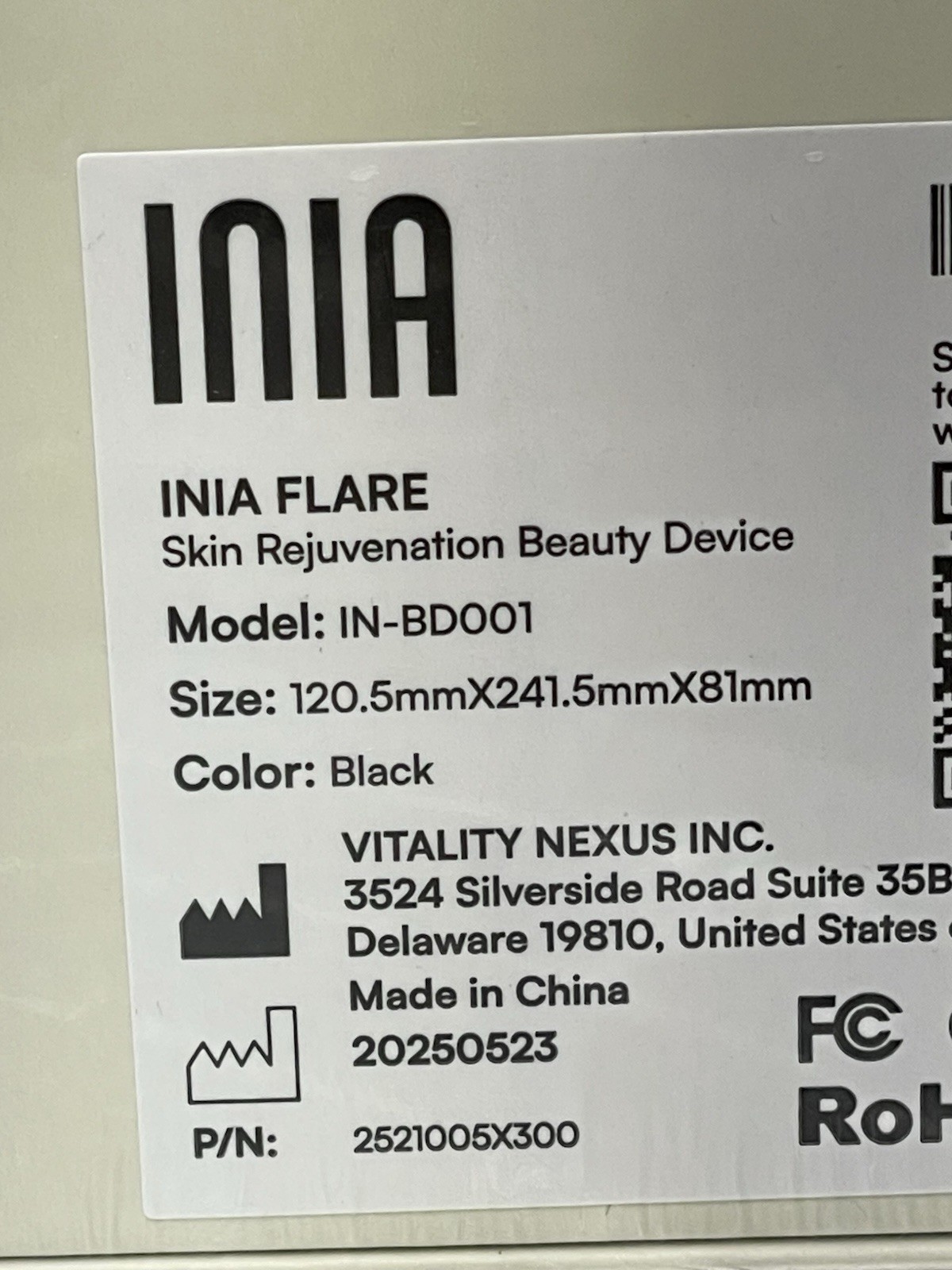 Inia Flare Skin Rejuvenation Device IN-BD001 Black New Sealed