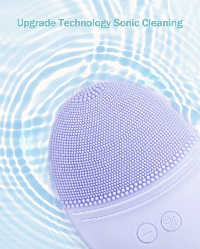 EZBASICS Facial Cleansing Brush Made with Ultra Hygienic Soft Silicone, NIB