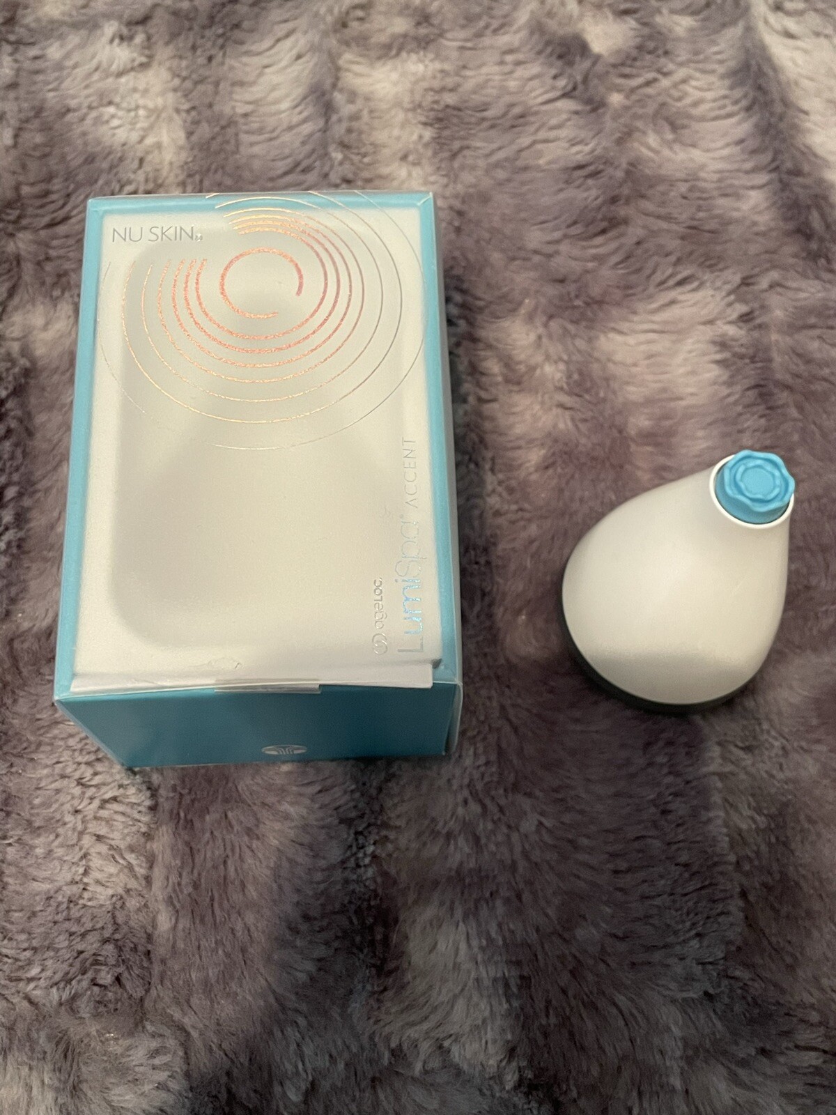 Nuskin Ageloc LumiSpa ACCENT – practically BRAND-NEW