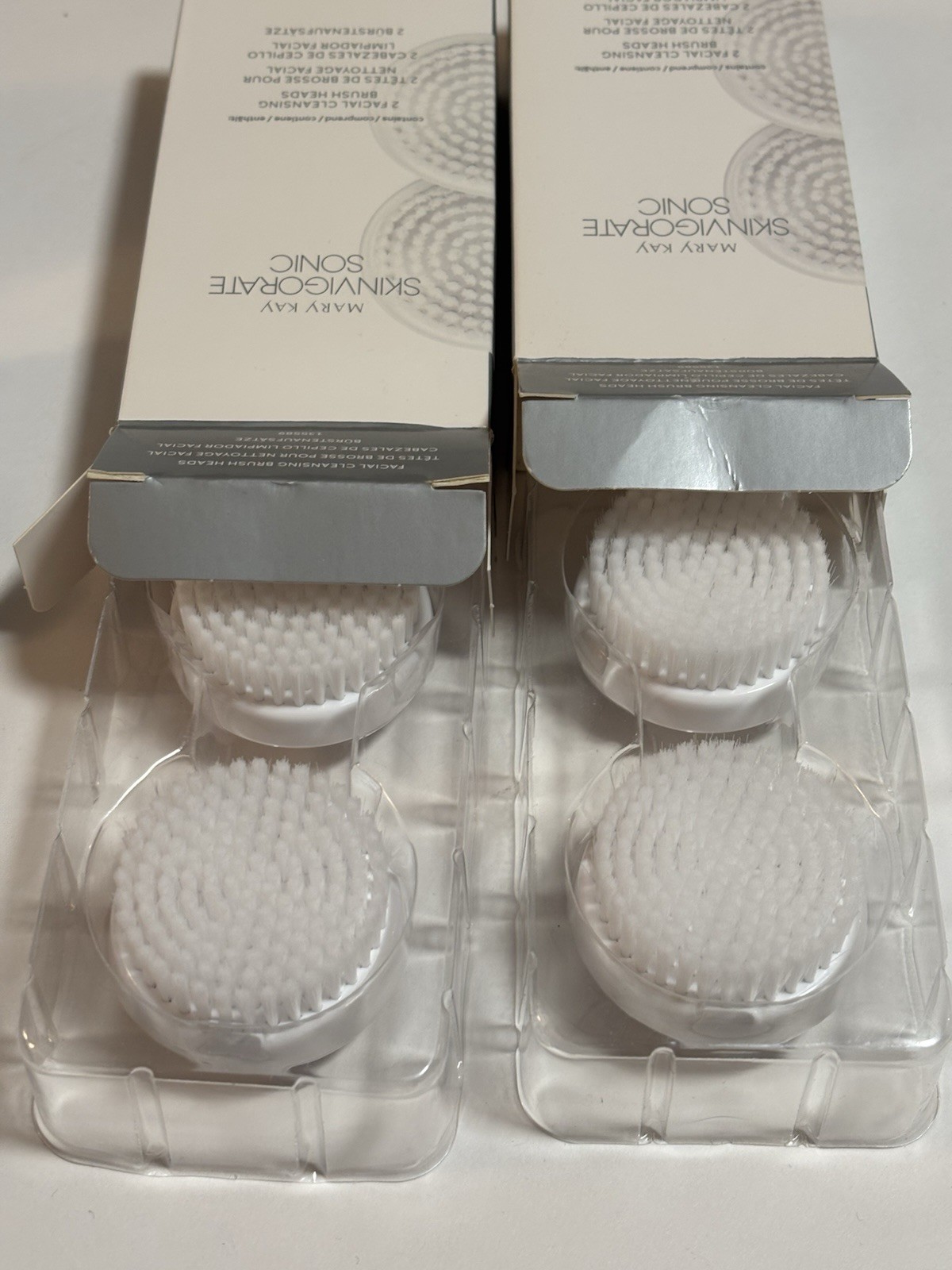 Mary Kay Skinvigorate Sonic Brush + New 4 Extra Brush Replacement Heads