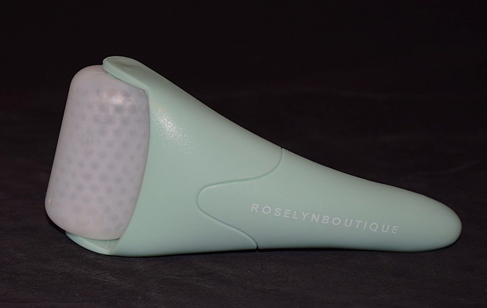 Roselyn Boutique Ice Roller For Your Face ~ Wrinkles / Puffiness / Skin Care