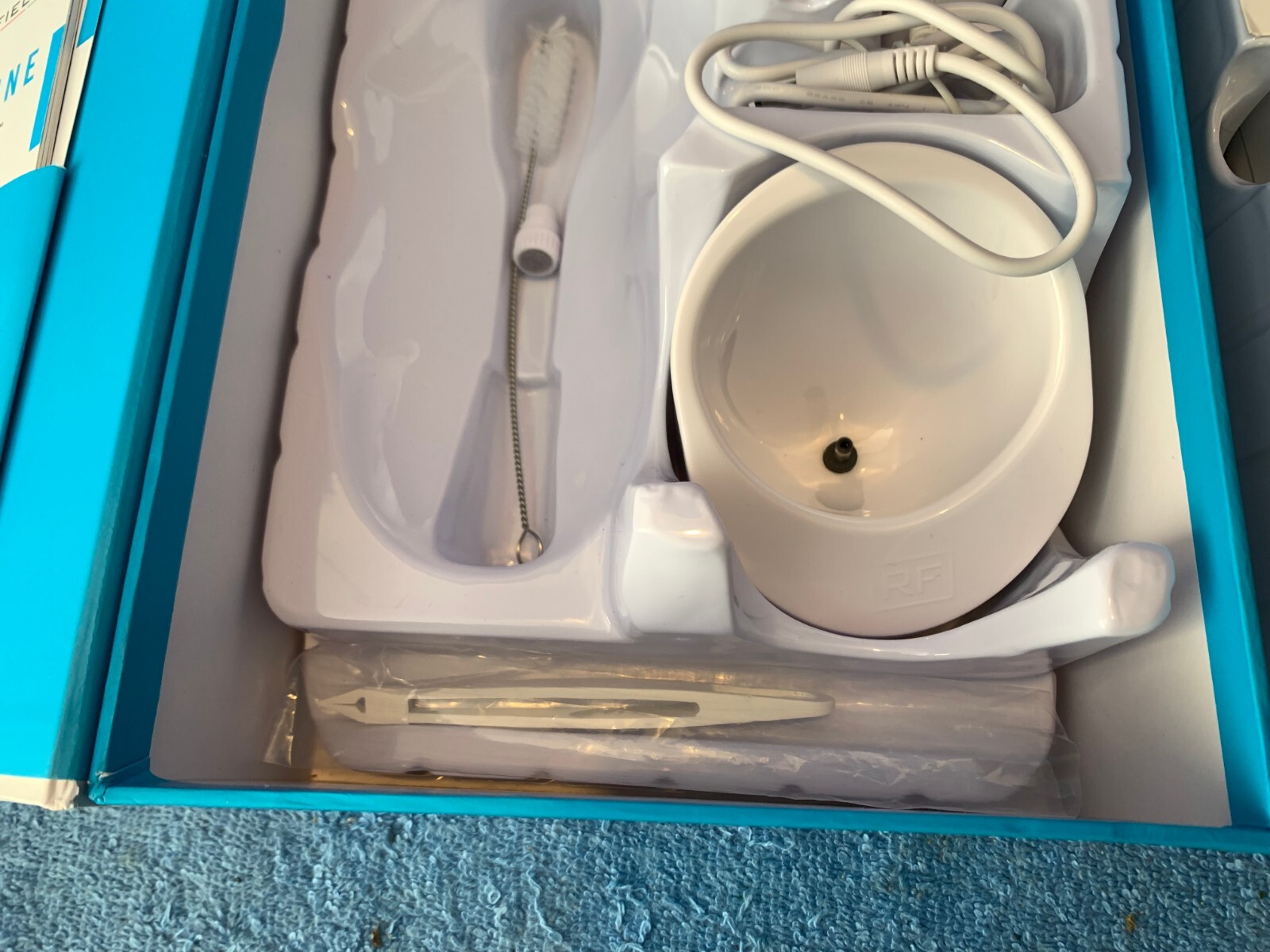 Rodan and Fields Redefine Macro Exfoliator