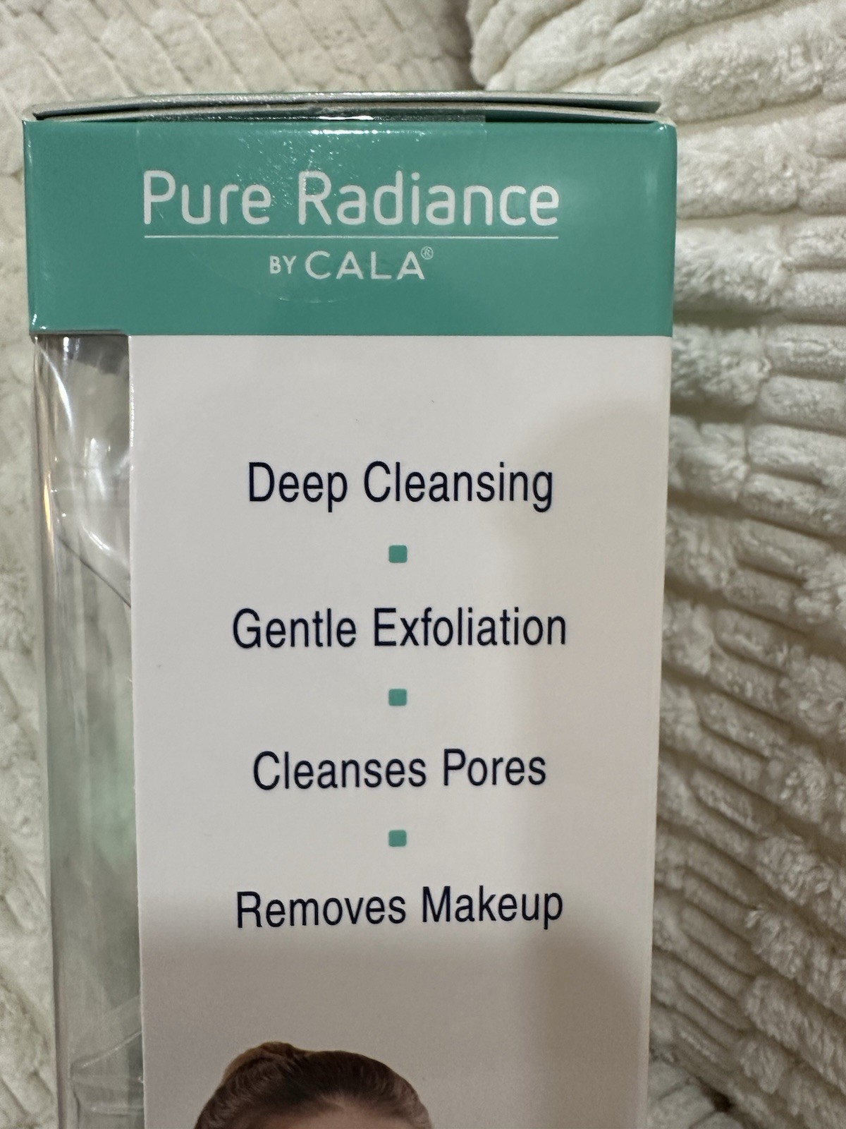 New 2-in-1 Facial Cleansing Brush – Glow Skin!