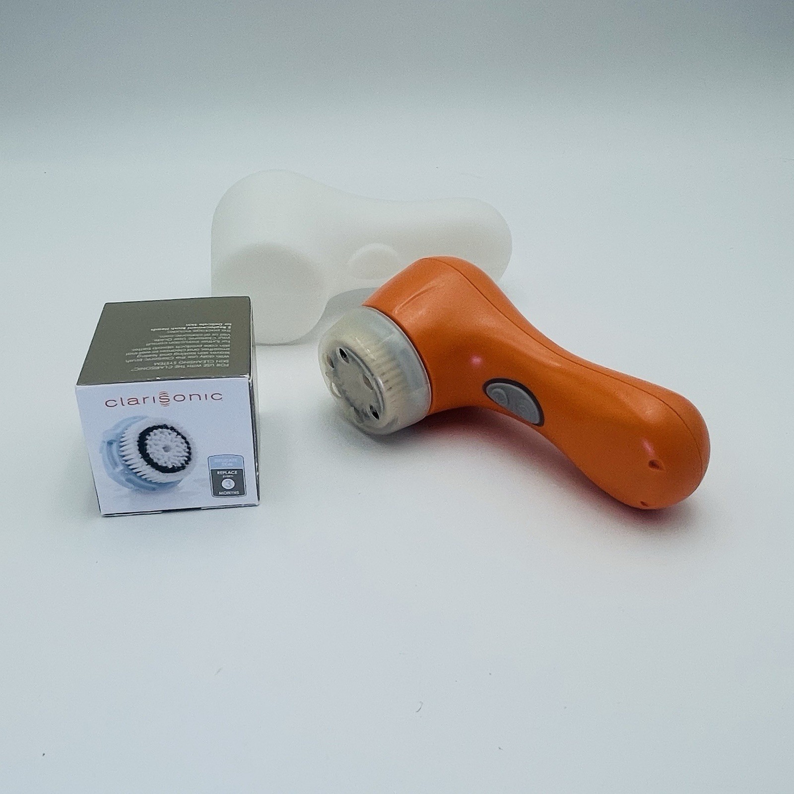 Clarisonic Mia 2 Facial Cleansing Brush Orange 1 Replacement w Case