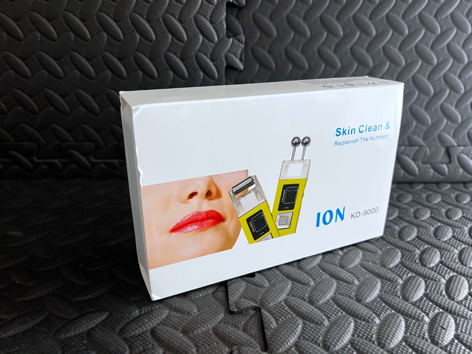 ION KD-9000 Galvanic Microcurrent Iontophoresis Wrinkle Removal Roller Massager