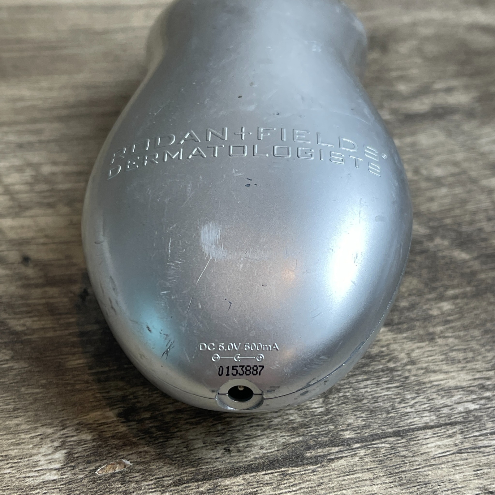 Rodan + Fields Redefine Smoother Skin Macro Exfoliator Machine Unisex Silver