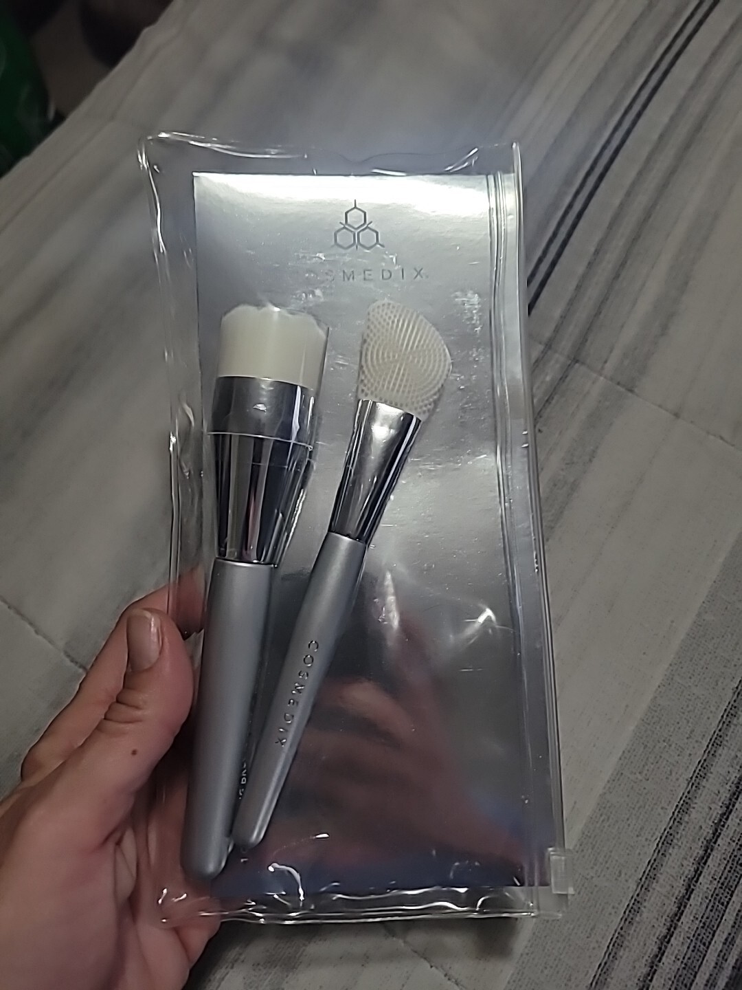 Cosmedix Cleansing Brush & Silicone Applicator Set MSRP $25 BNIB (package)