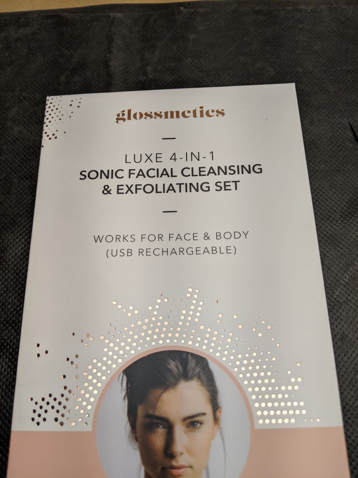Glossmetics Luxe 4 in 1 Sonic Facial Cleansing & Exfoliating Device Purple