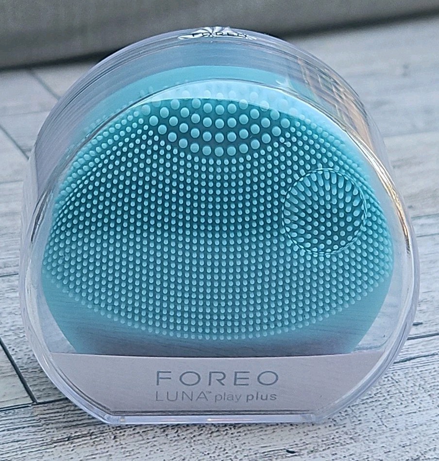 FOREO – Luna Play Plus -Mint NEW FACIAL Cleansing and Massage Device