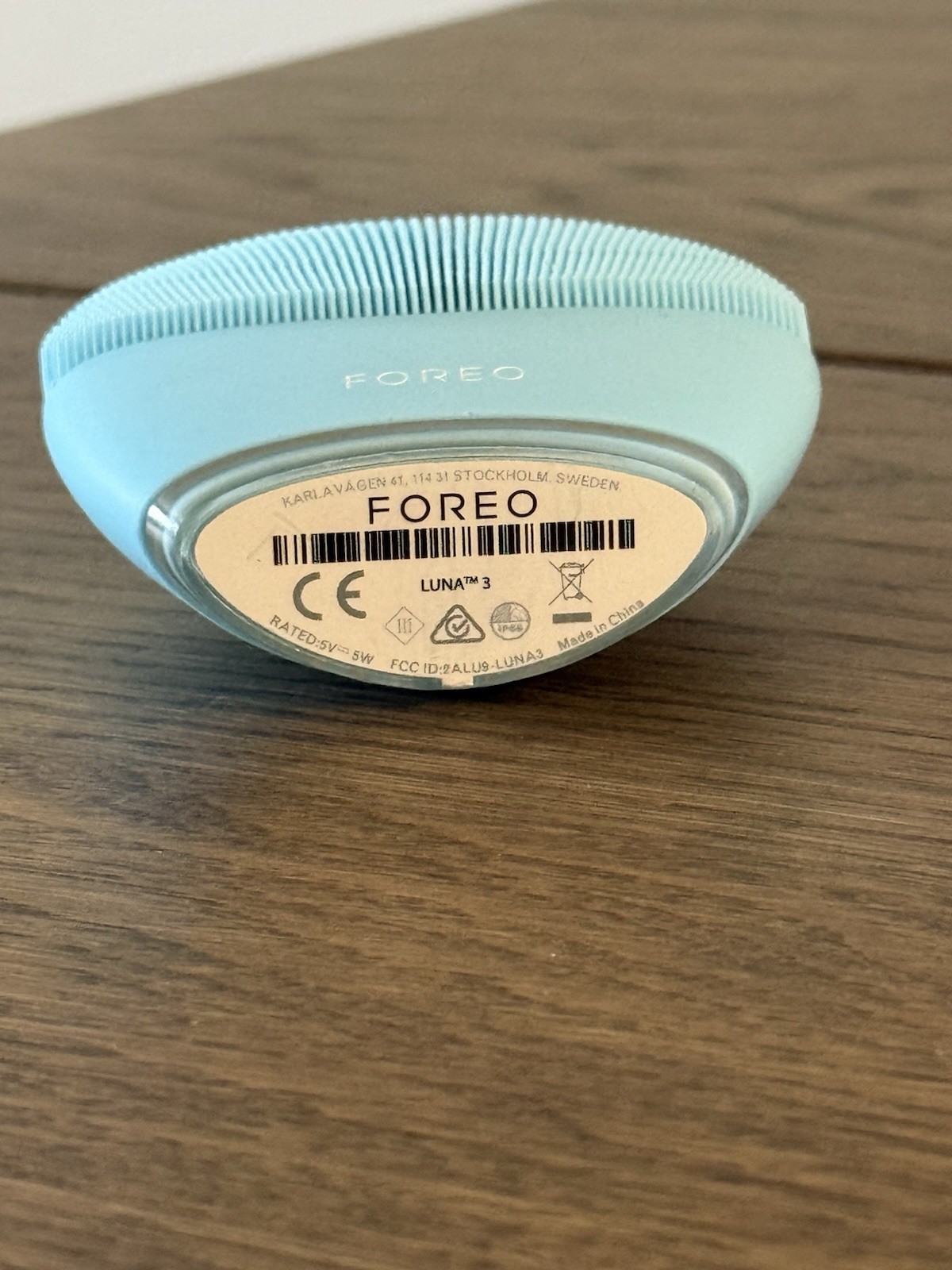FOREO Luna 3 Facial Cleansing Device for Blue and Combination Skin, Pre Owned