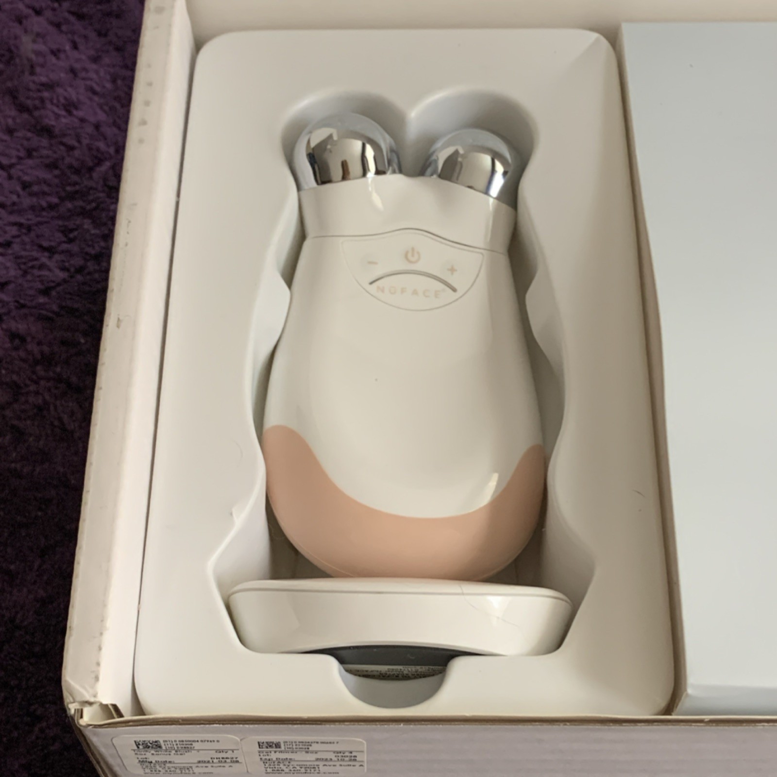 NuFACE Trinity Pro Facial Microcurrent Toning Device w/3 tubes of gel