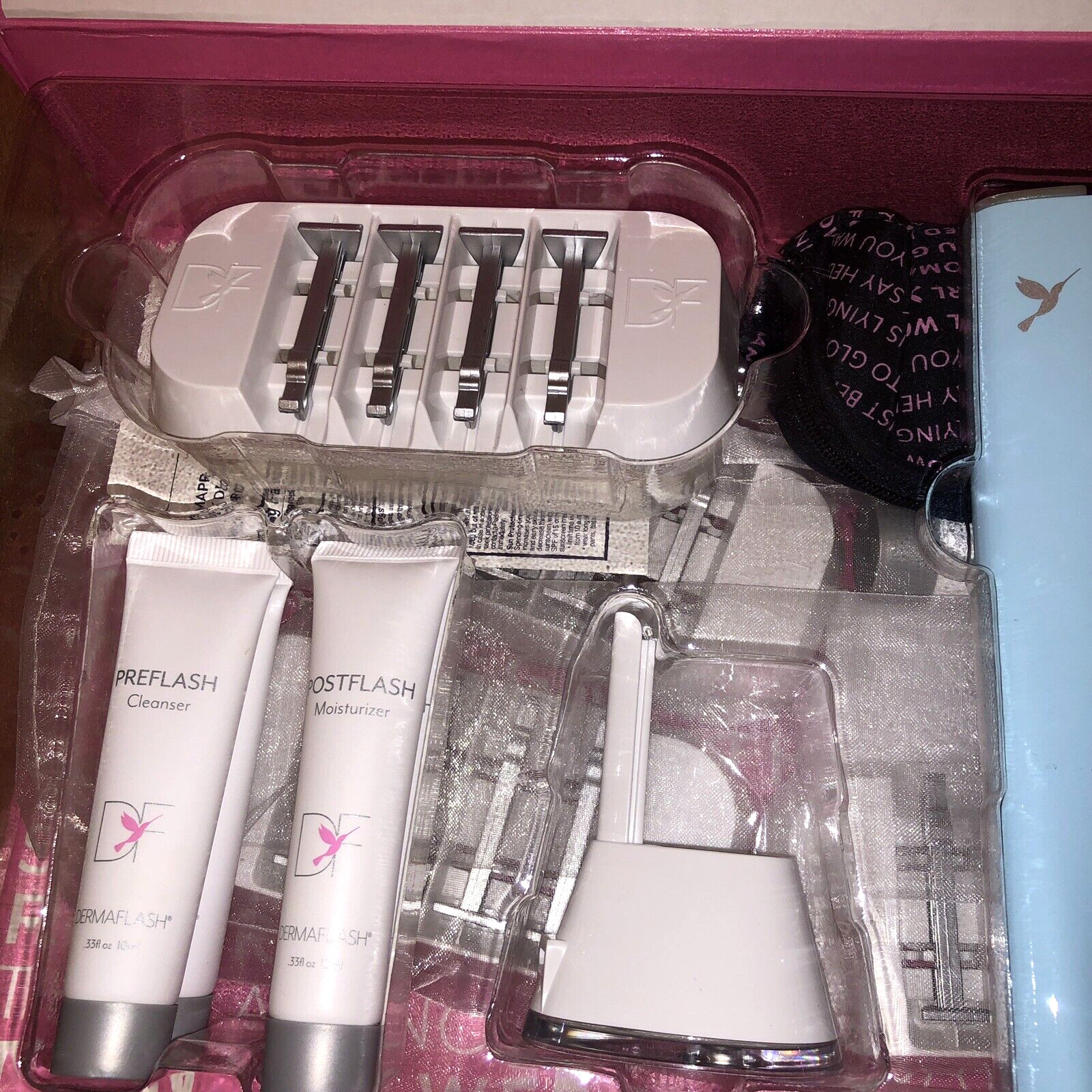 DERMAFLASH Skincare System Dermaplaning Kit Box Blue Device 18 EDGES Best Tool