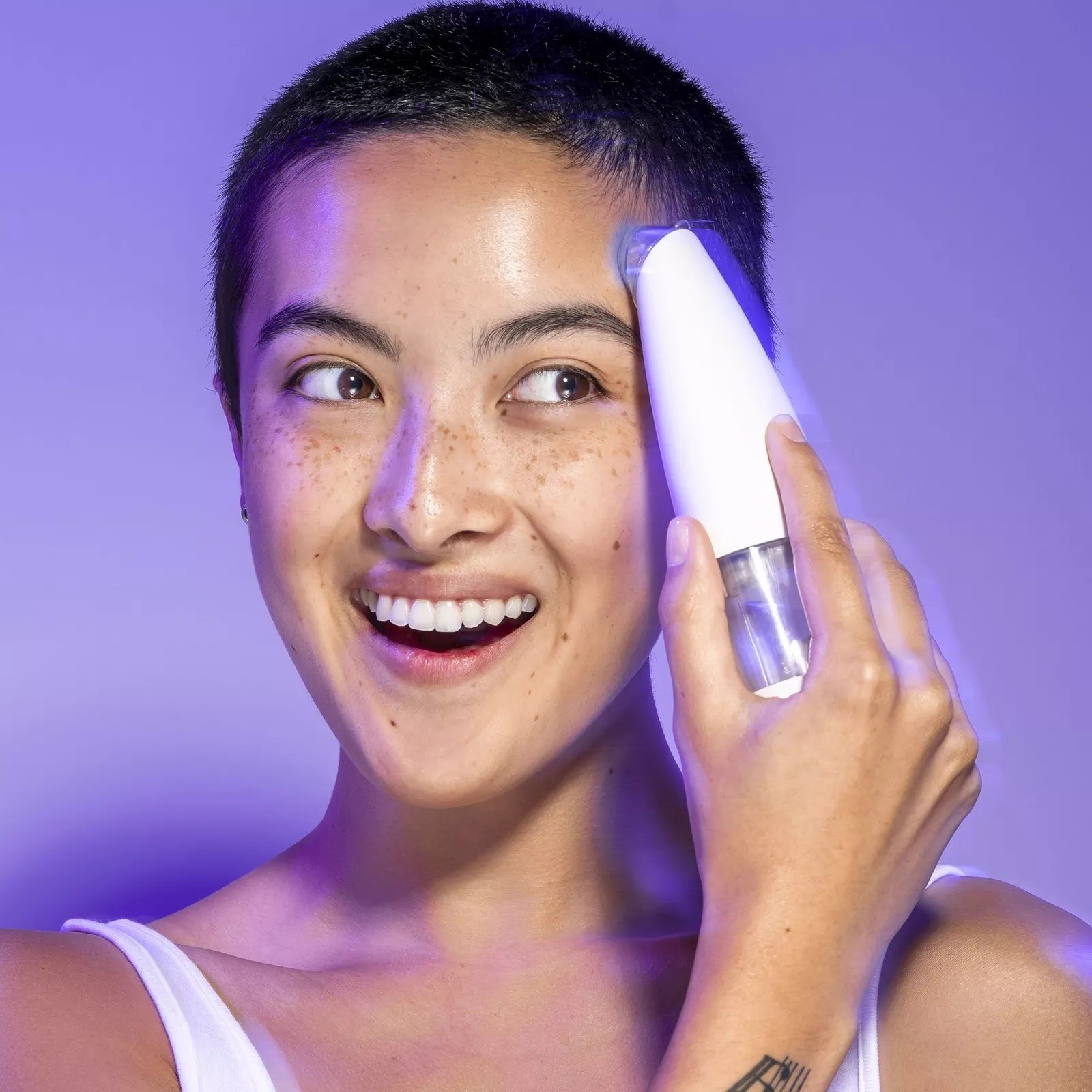 BeautyBio GLOfacial Hydro-Infusion Pore Cleansing Tool +Blue LED Clarifying Tool