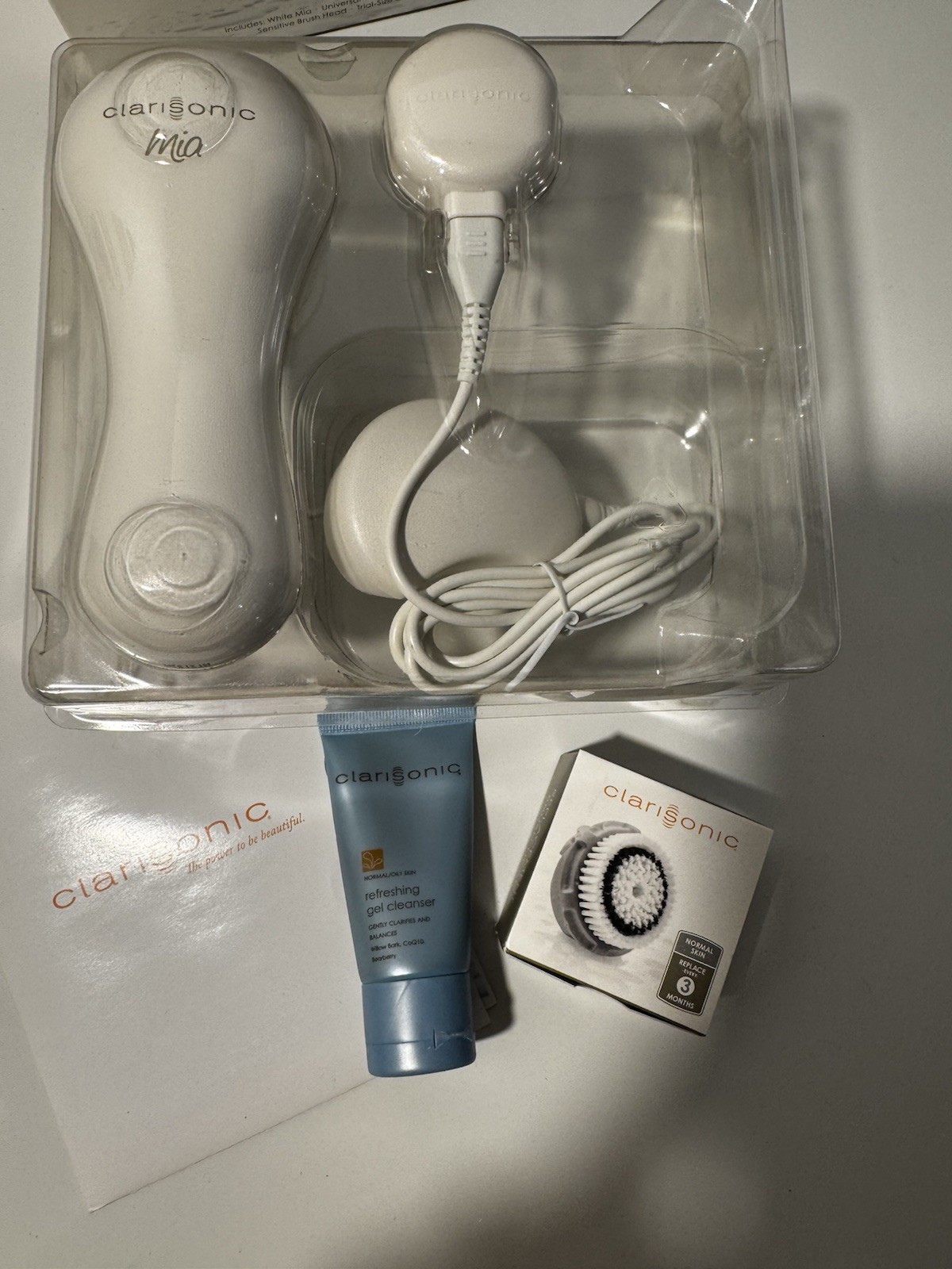 NEW Clarisonic Mia One speed Electric Facial Brush sonic skin cleaning system