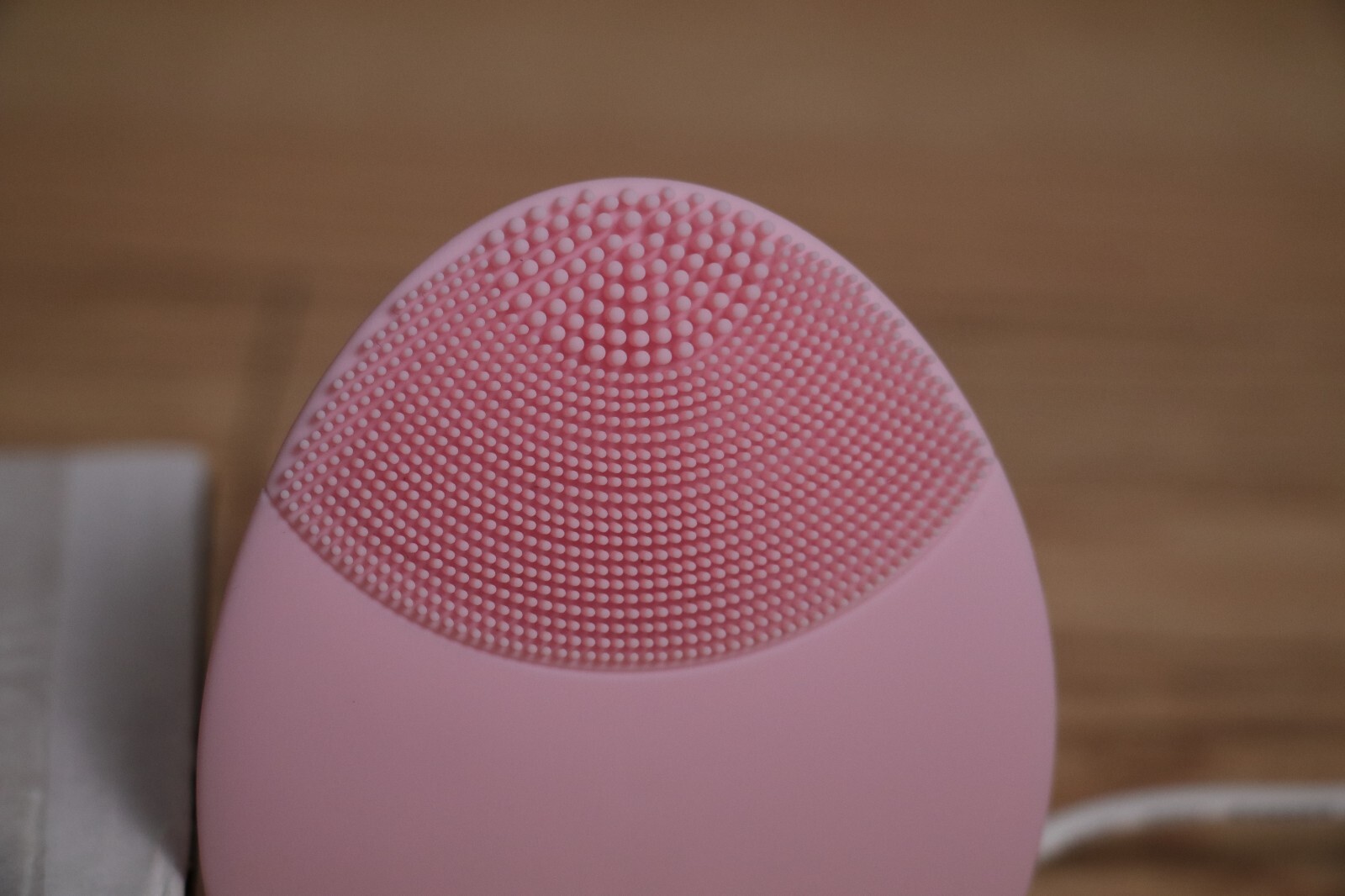 NEW FOREO Luna 2 Facial Cleansing Device for Sensitive Skin – Electric Vibration