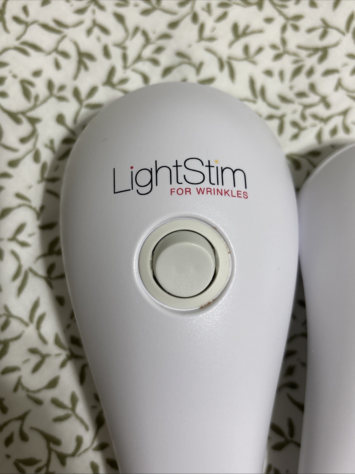 LightStim for Wrinkles & Acne LED Light Therapy Device Beauty Tools Skincare