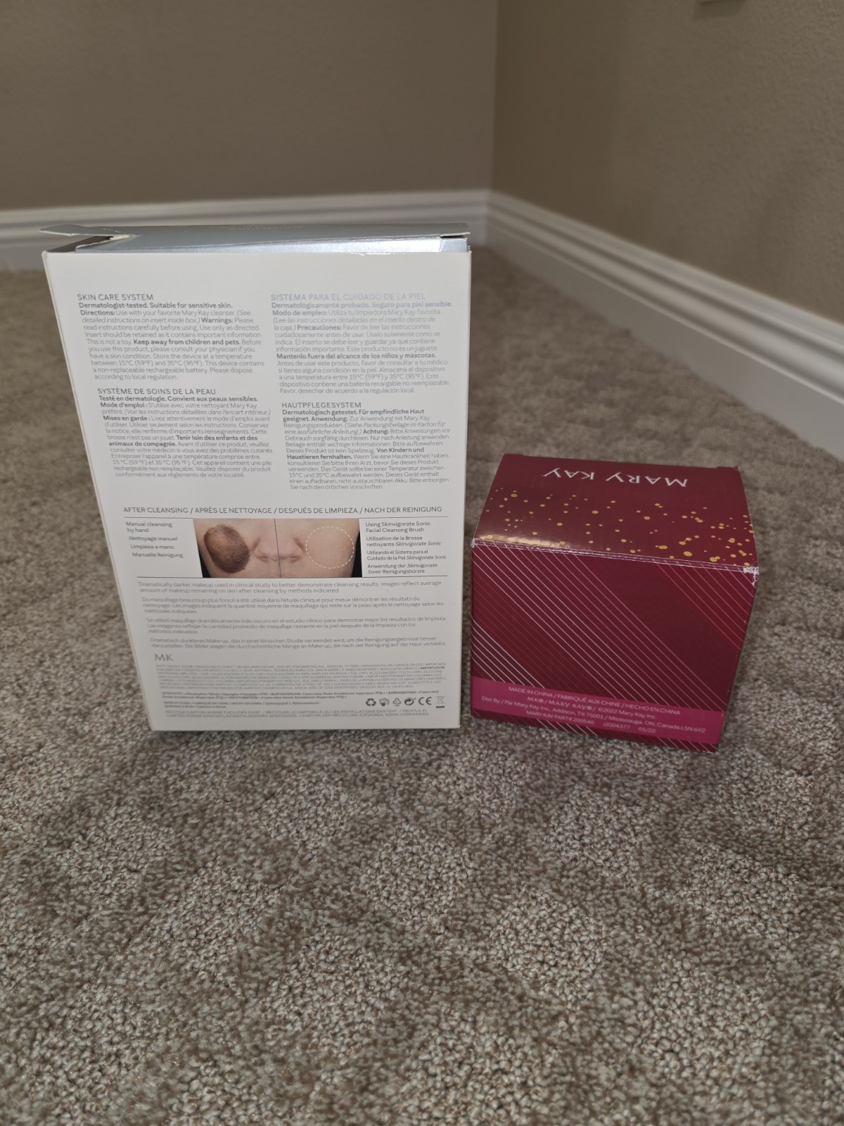 Mary Kay Skinvigorate Sonic Skin Care System w/ Skinvigorate Stand BRAND NEW