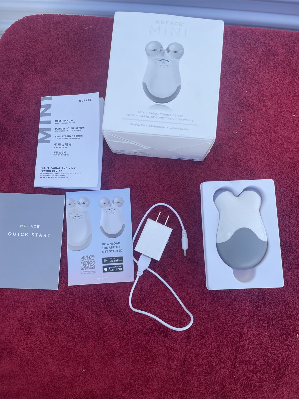 NuFACE MINI Facial Toning Device White Tone Lift Contour