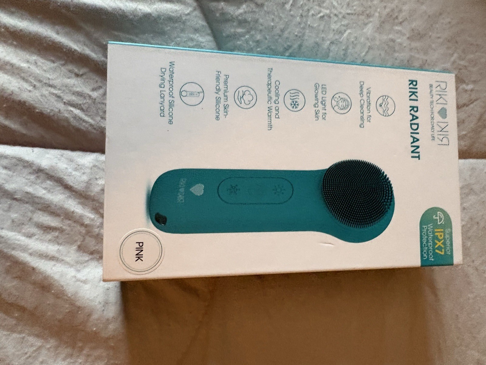 Riki Loves Riki Radiant Multi-Function Facial Cleansing System, Pink
