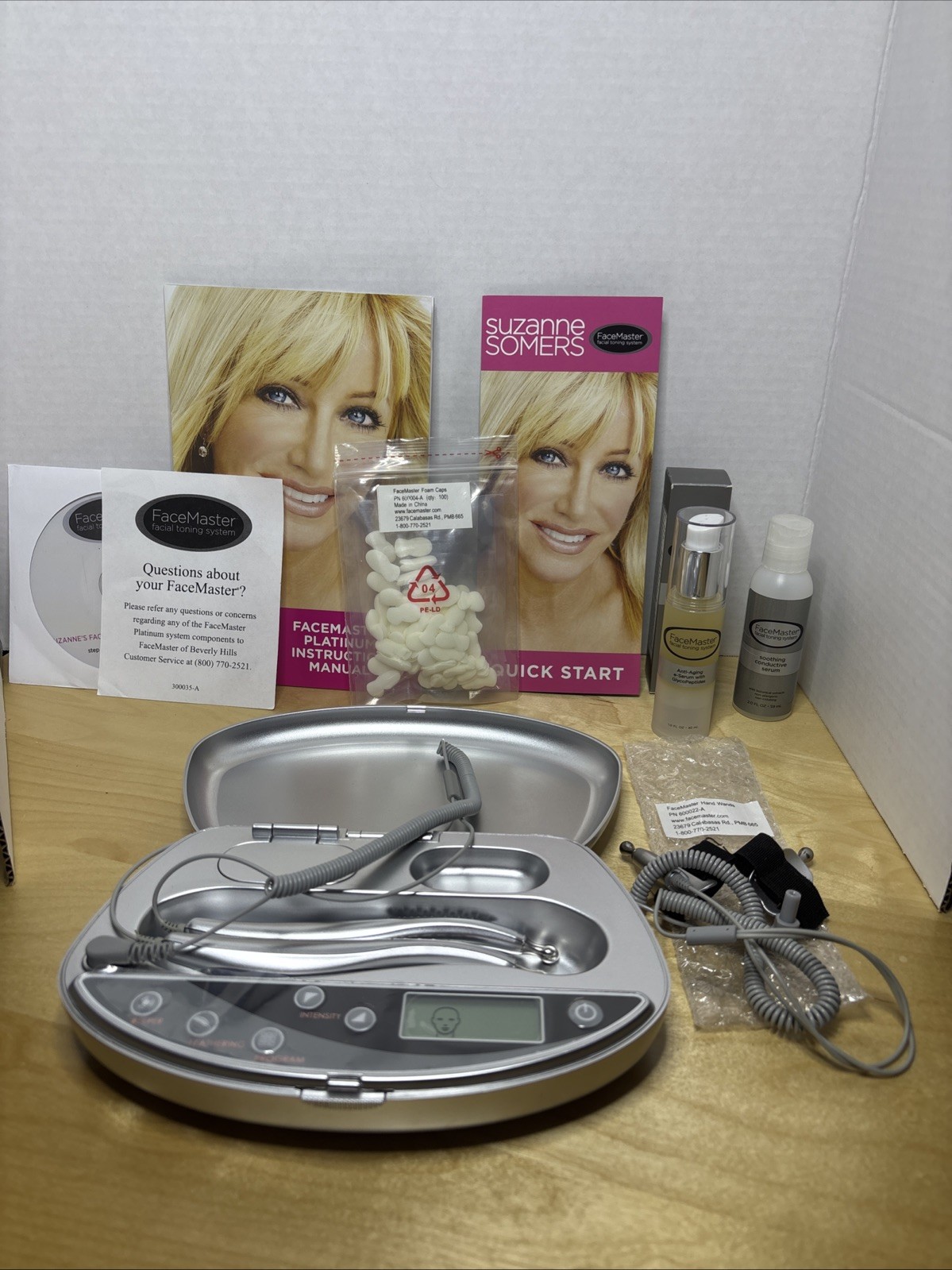 FaceMaster Platinum Facial Toning System Suzanne Somers -Complete- In Box