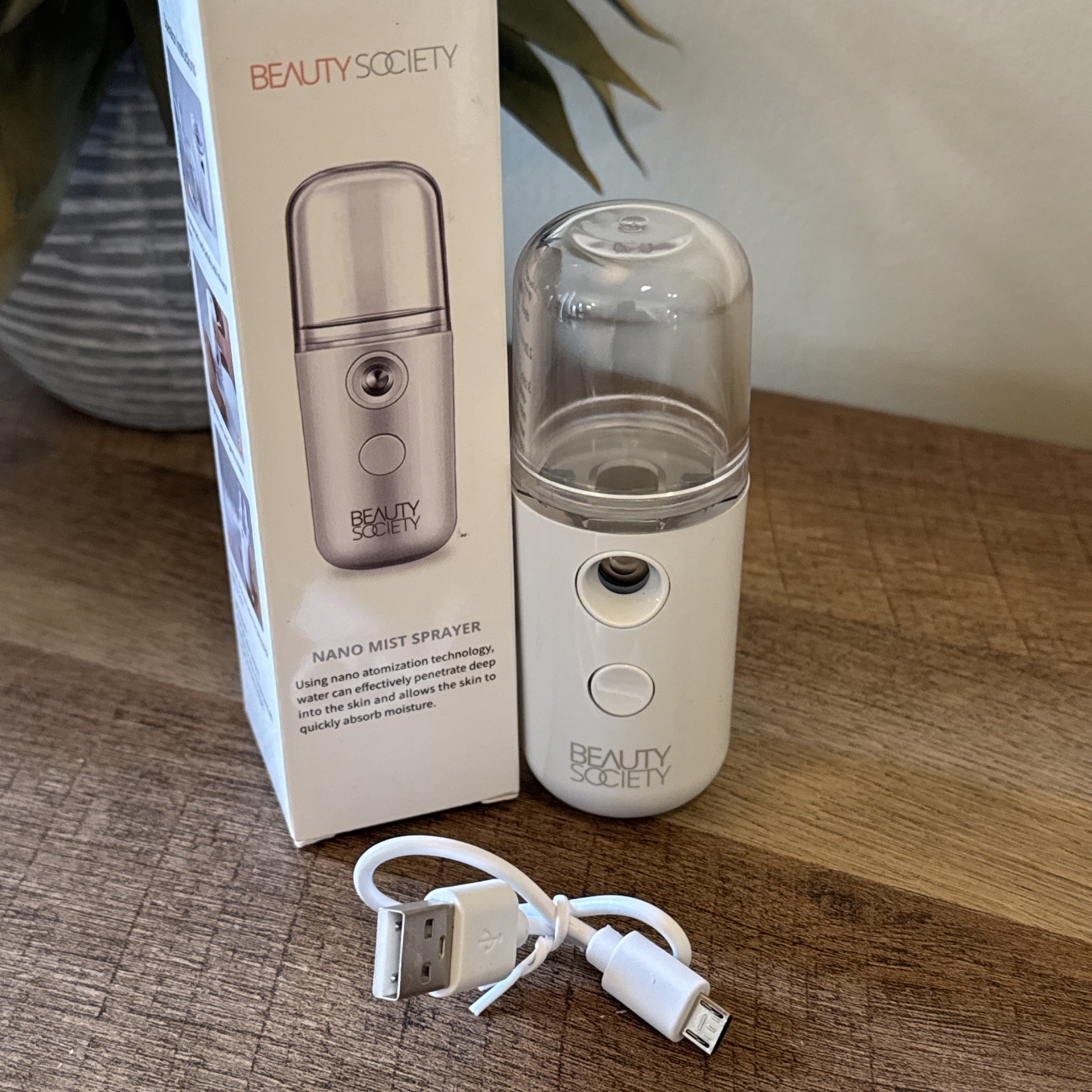 Beauty Society Nano Mist Sprayer Facial Mist Sprayer NEW in Box W/USB Cord