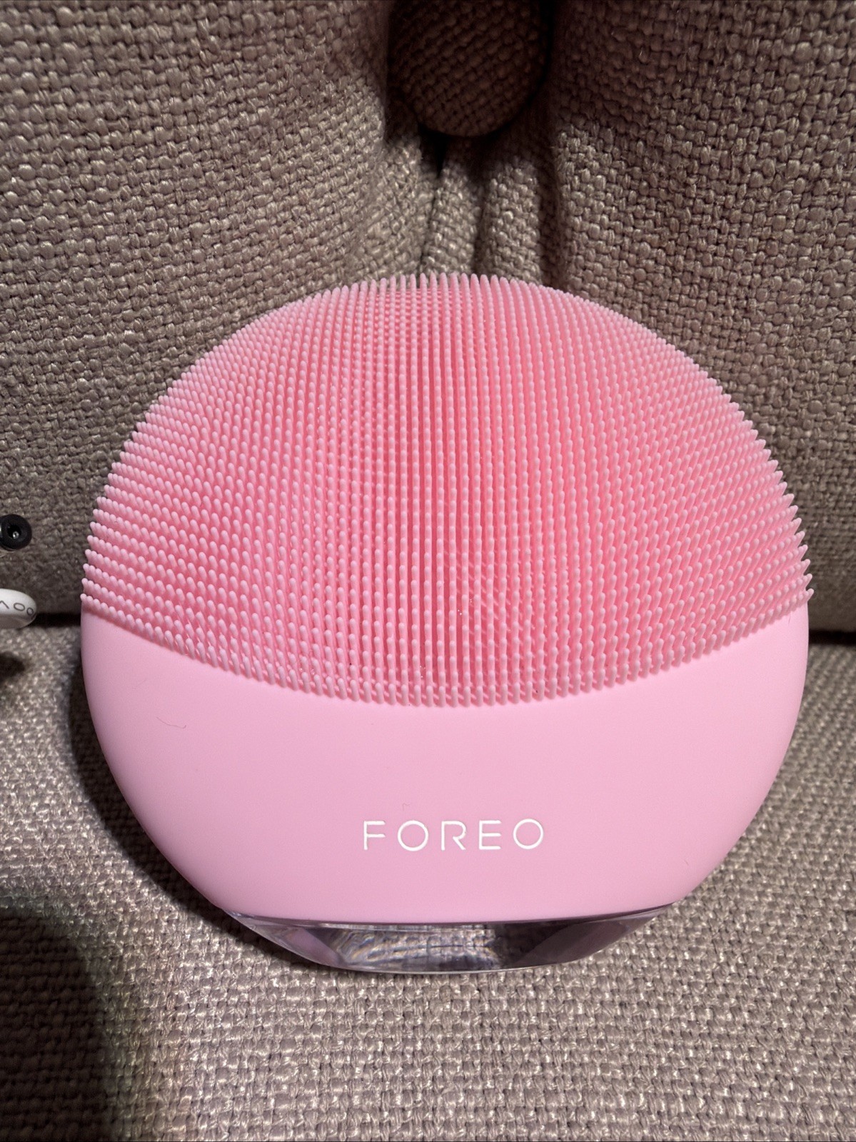 FOREO Luna Mini 3 Smart Facial Cleansing Massager Pink