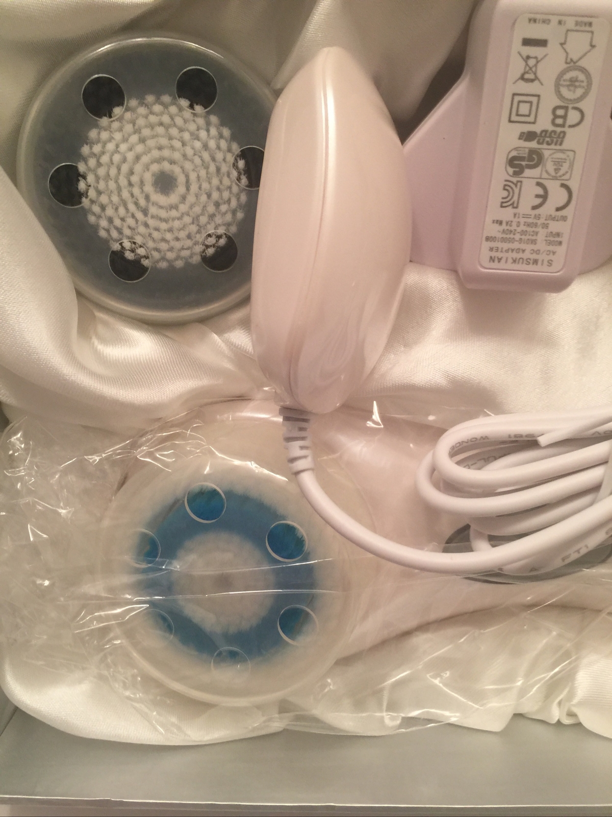 Vibrant Beauty Sonic Cleanser Bio Wave Beauty Device NEW FREE SHIP see photos