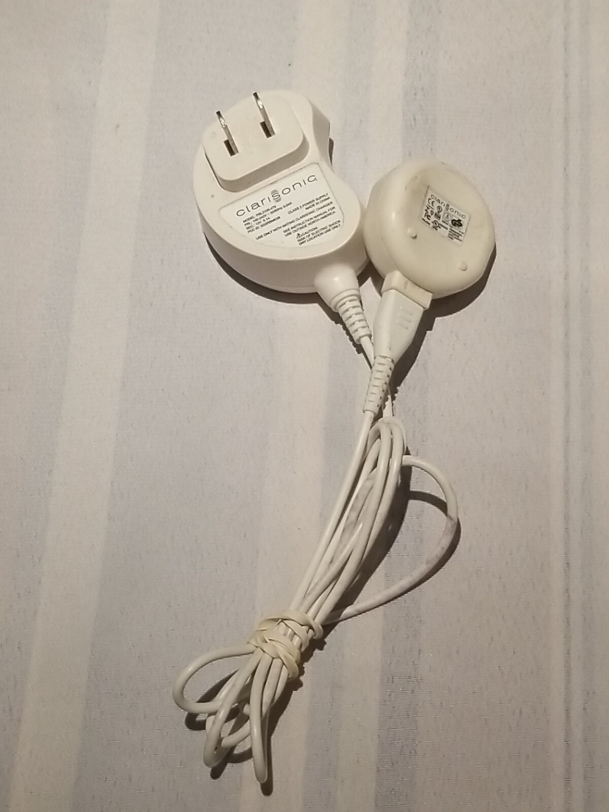 12V 0.1A PBL3100-479 PBL6226 AC Power Supply Charger For Clarisonic MIA1,MIA2 .