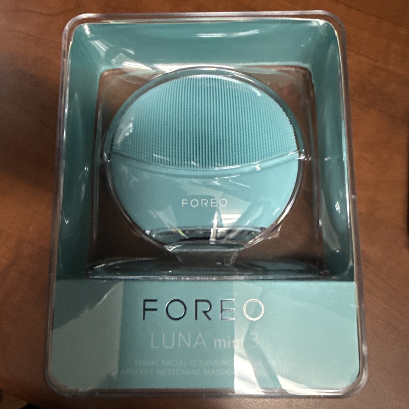 Foreo Luna Mini 3 Smart Facial Cleansing Massager Mint