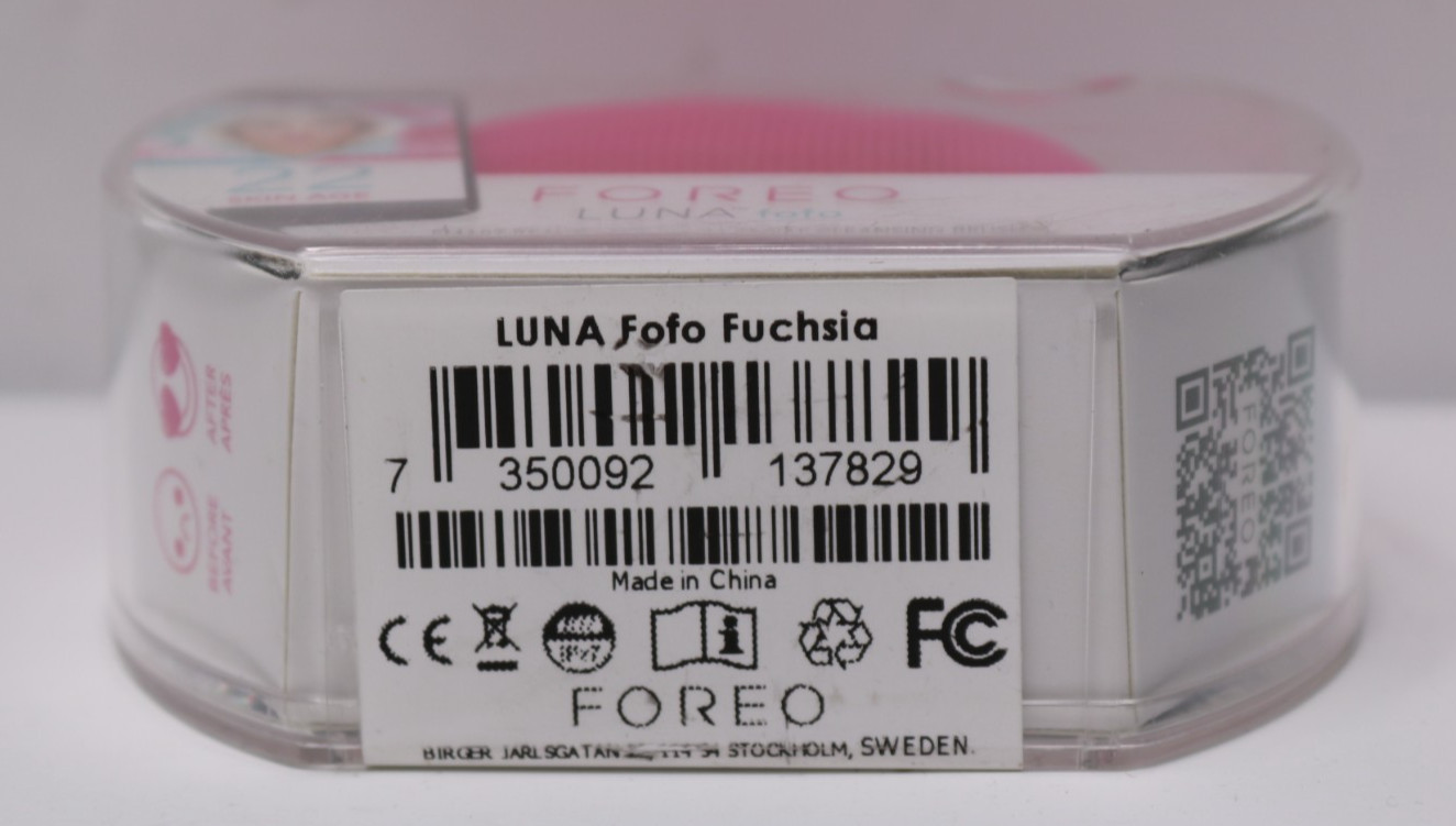 FOREO LUNA Fofo Smart Beauty Coach Facial Cleansing Brush – Fuchsia – Brand New!