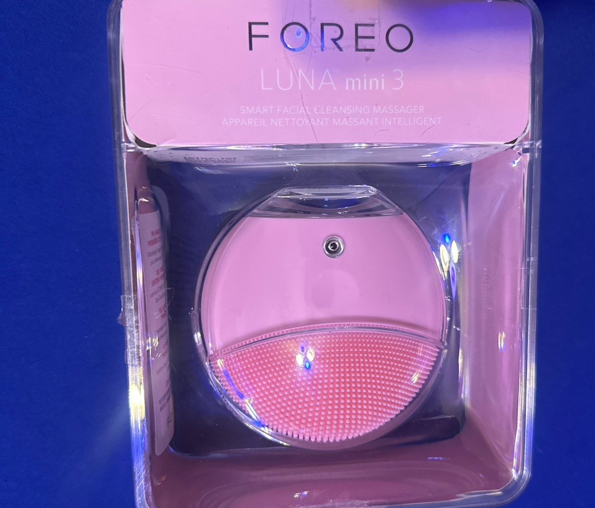 Foreo Luna Mini 3 Dual-Sided Smart Facial Cleansing Massager, Pearl Pink