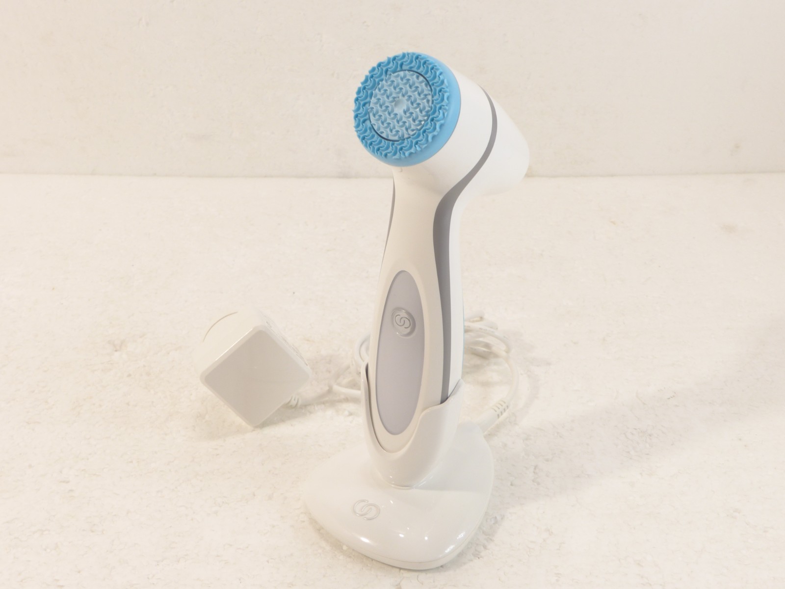 Nu Skin [Nuskin] AgeLOC LumiSpa Facial Cleansing Device w/ Charging Base WORKS!