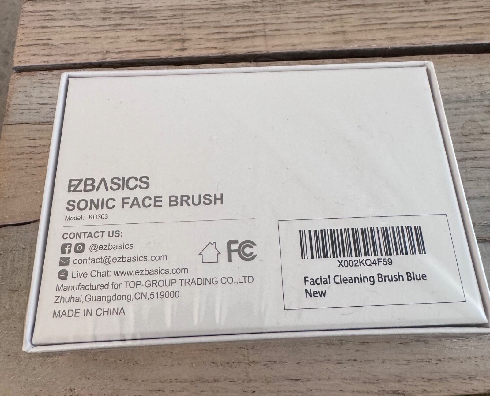 Ezbasics Sonic Face Brush Blue Waterproof Vibrating Deep Cleansing Gentle Exfo