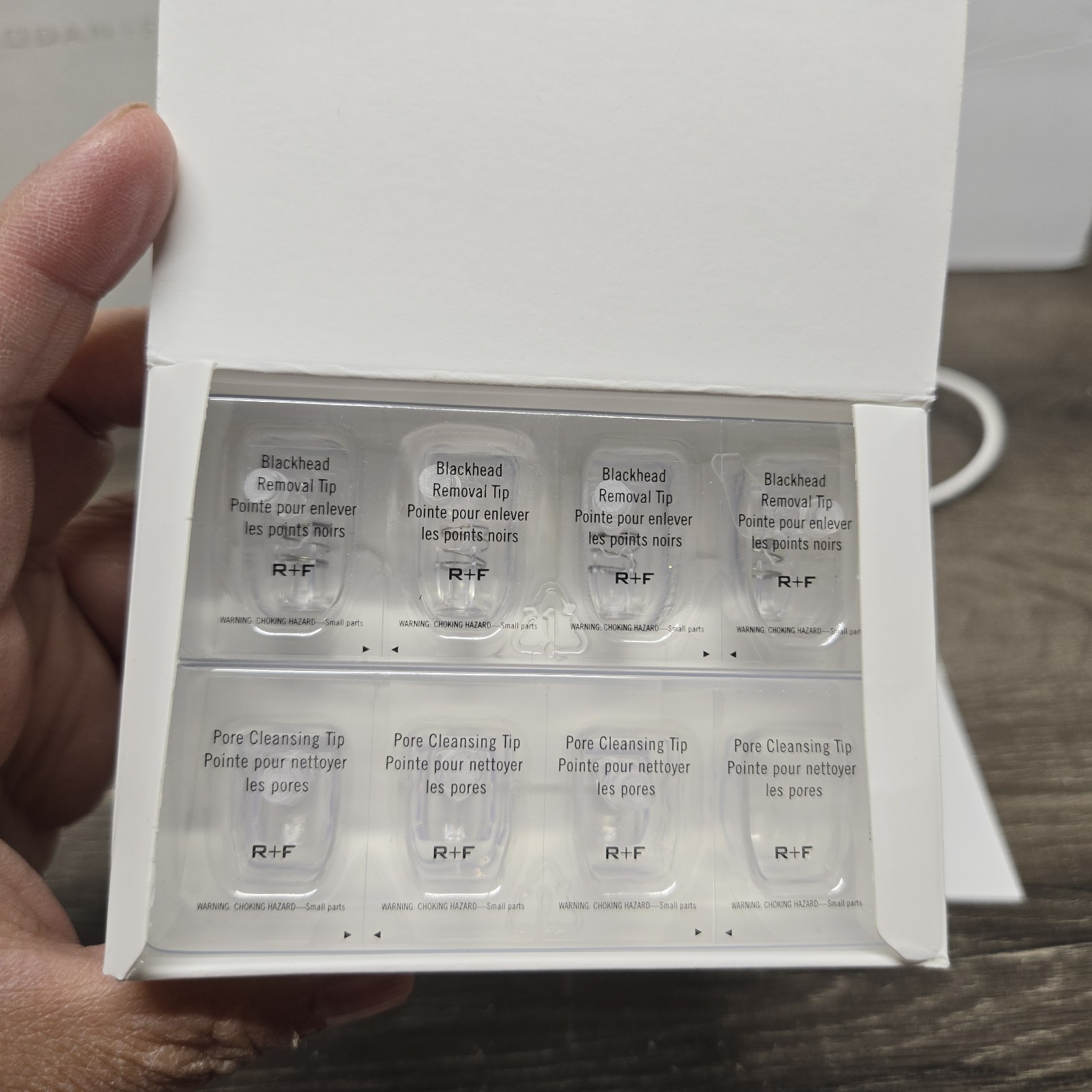 Rodan + Fields Pore Cleansing MD System with Charger, Solution, & 9 Tips