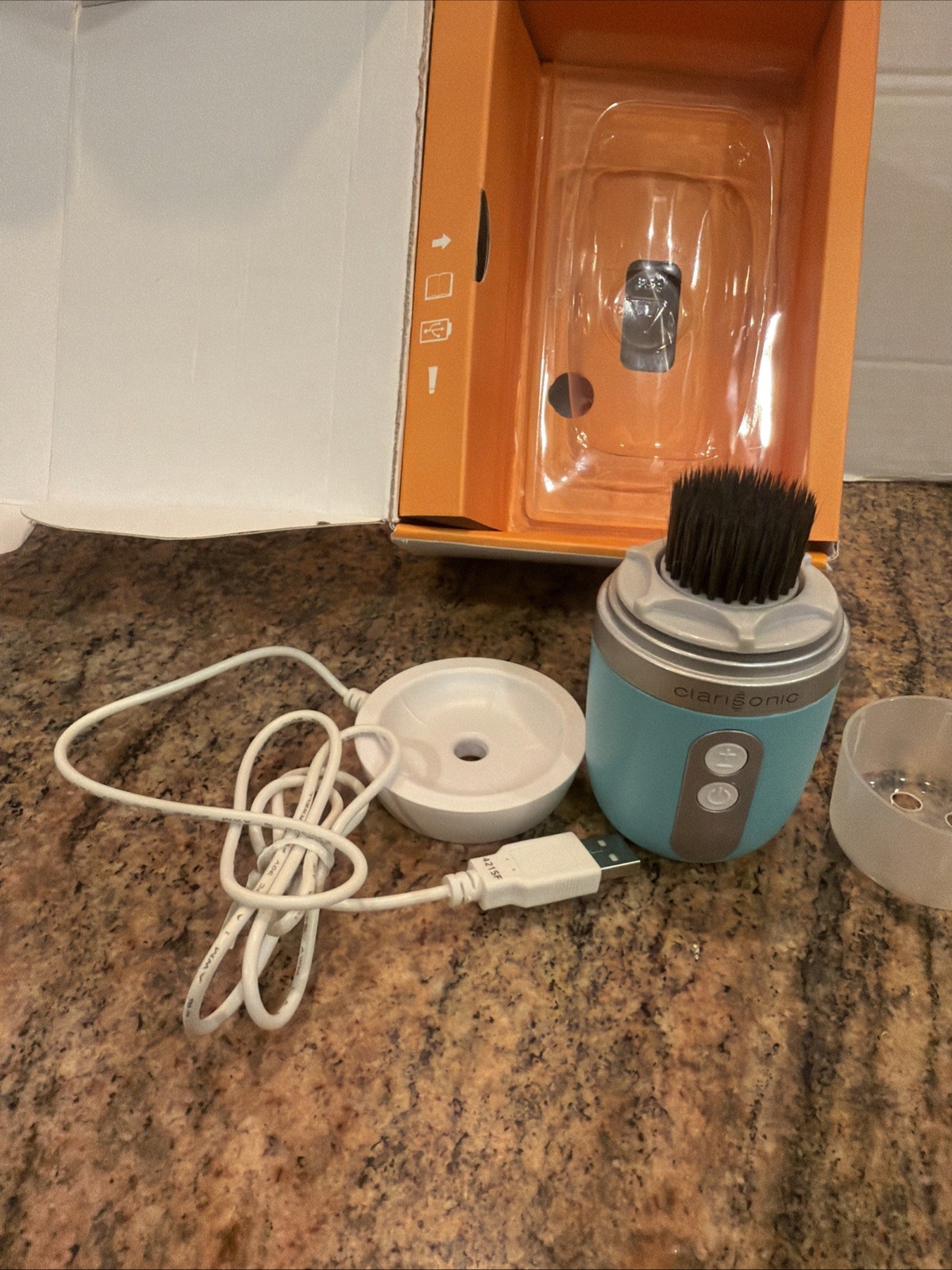 Clarisonic Mia Fit Series Blue Skin Cleaning Face Brush With Blender Brush