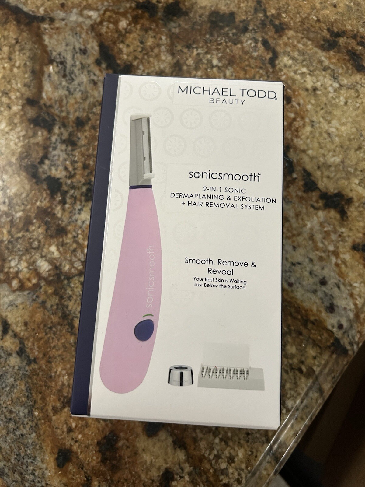 Michael Todd Beauty – Sonicsmooth – SONIC Technology Dermaplaning Tool Pink