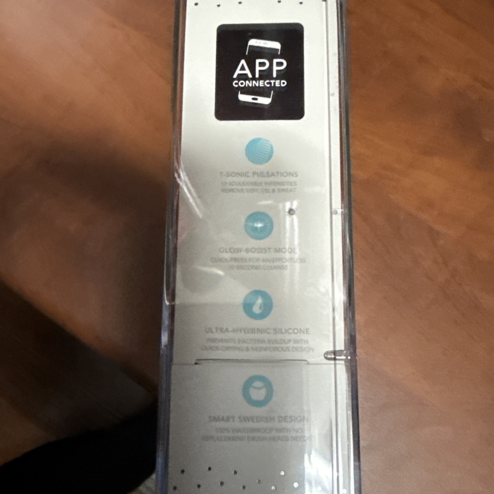 Foreo Luna Mini 3 Smart Facial Cleansing Massager Mint
