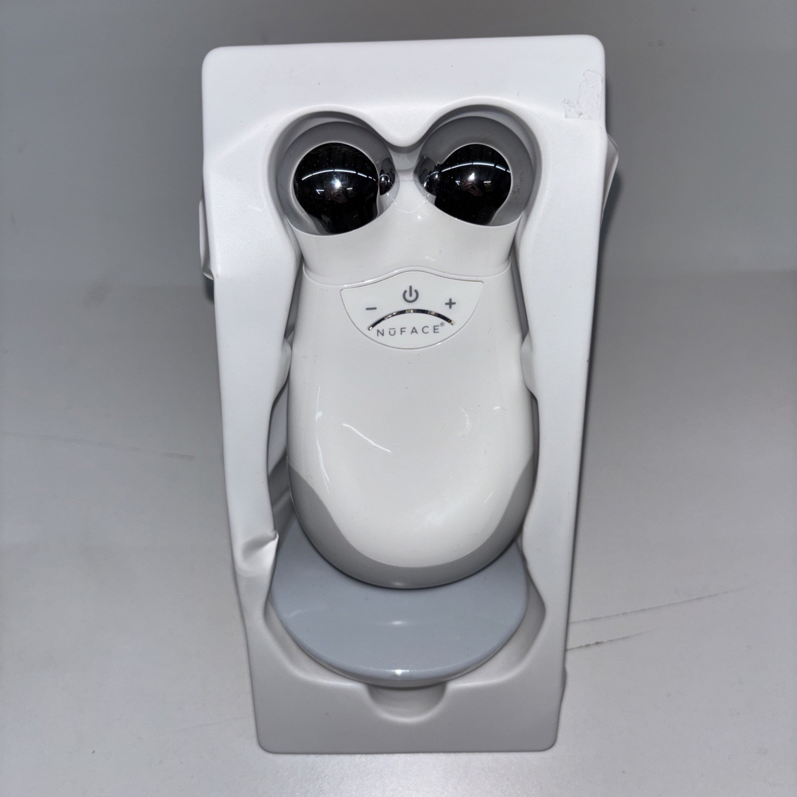 NuFACE Trinity Facial Toning Device