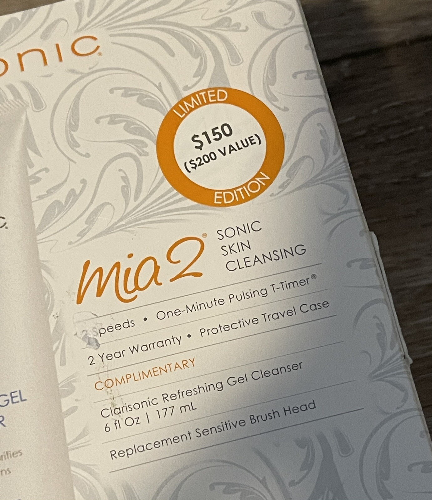 Clarisonic Mia 2 Sonic Skin Cleansing System-White w/ Extra Head +Gel Cleanser