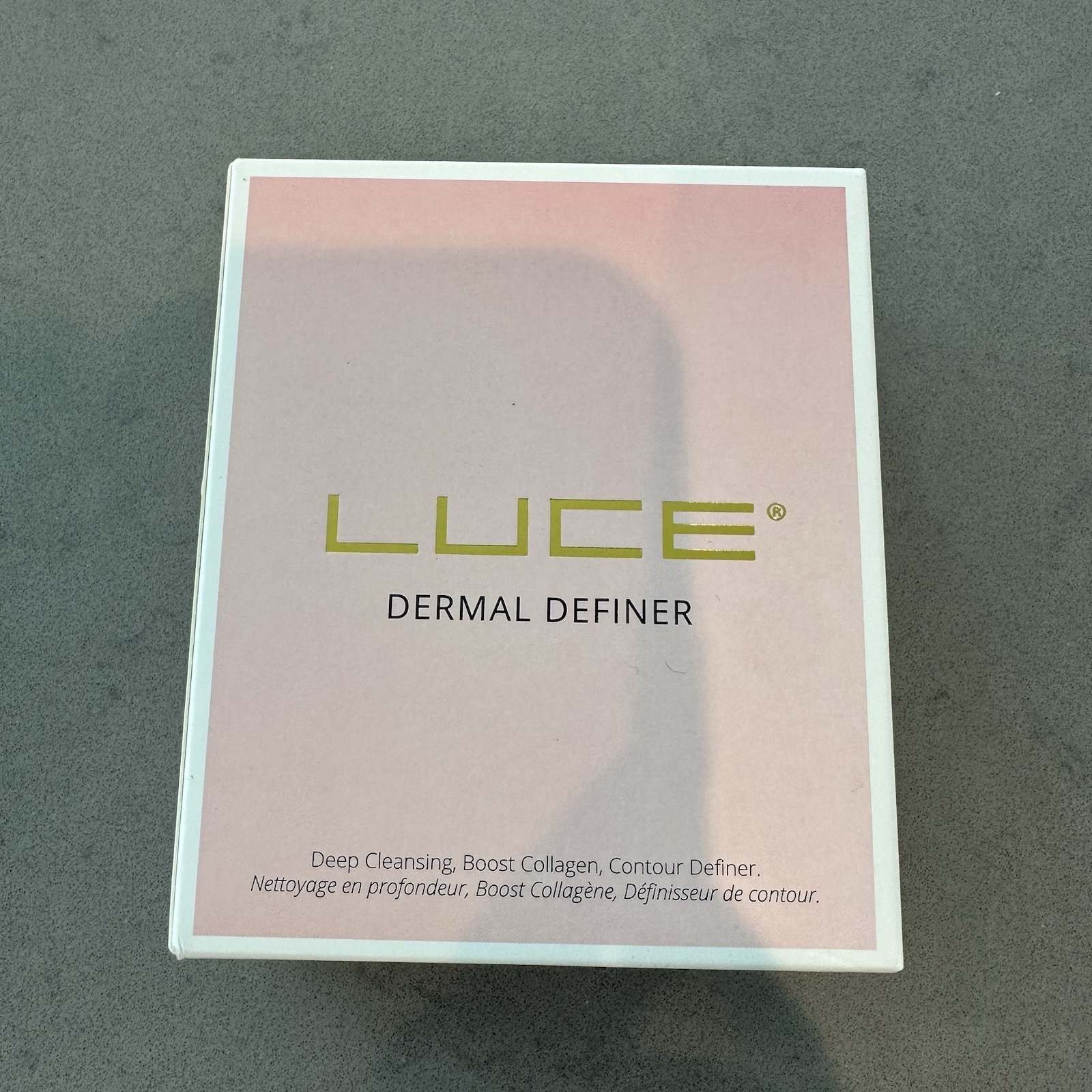 NIB Luce Dermal Definer Anti-Aging Facial Cleansing Brush & Roller, $99 retail