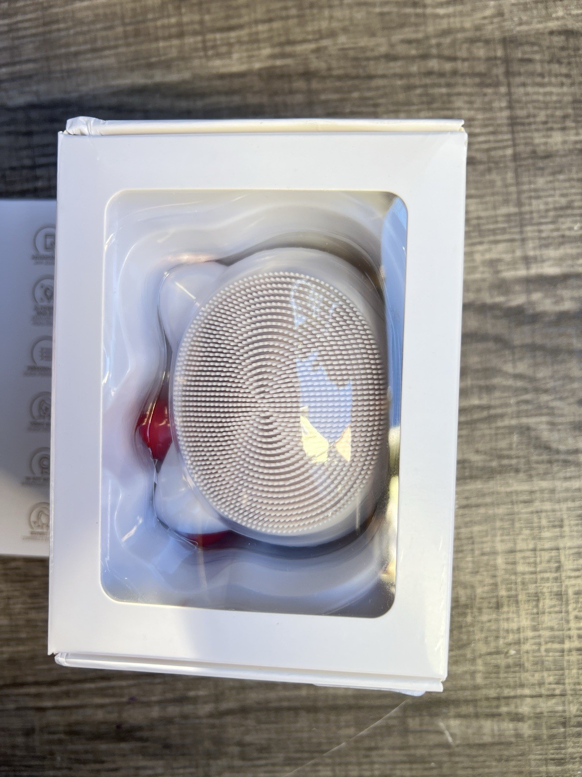 GESKE x Hello Kitty Sonic Facial Brush 4 in 1 | Electric Facial Cleansing Brush