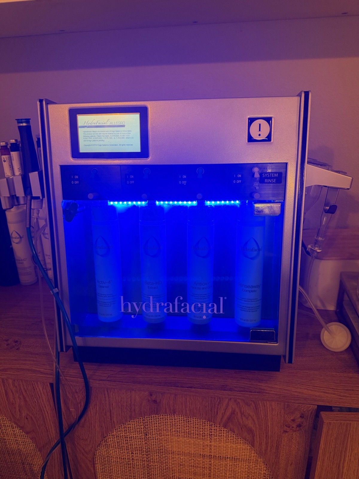 2023 Hydrafacial Allegro MD 120V with Lymphatic Drainage. Handpiece Kit included